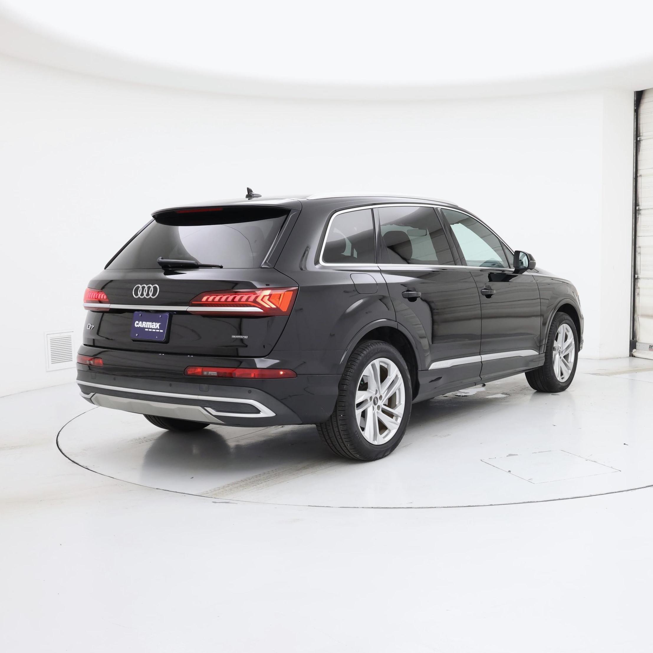 Thumbnail: 2021 Audi Q7 - 8