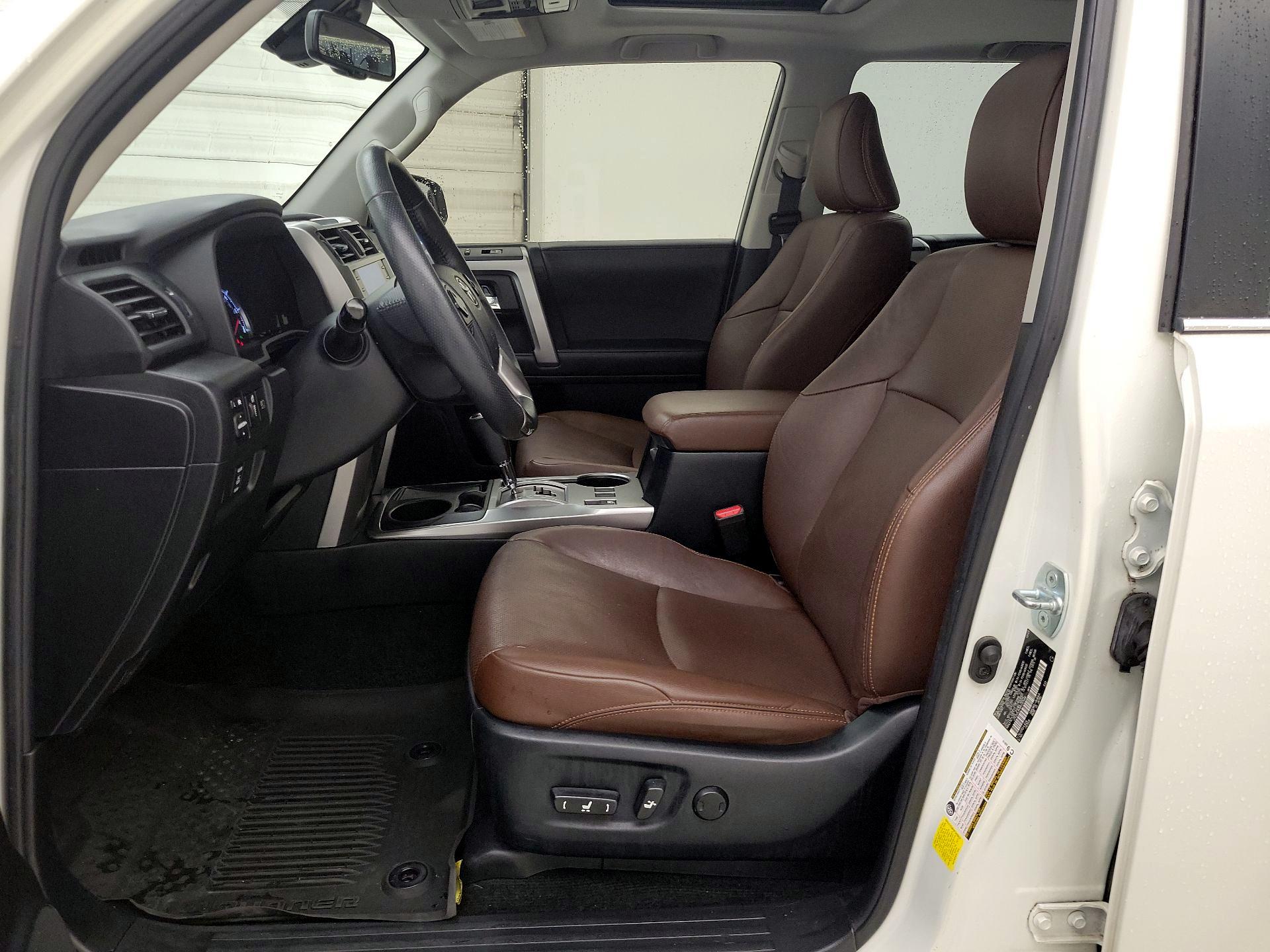 Thumbnail: 2021 Toyota 4Runner - 11