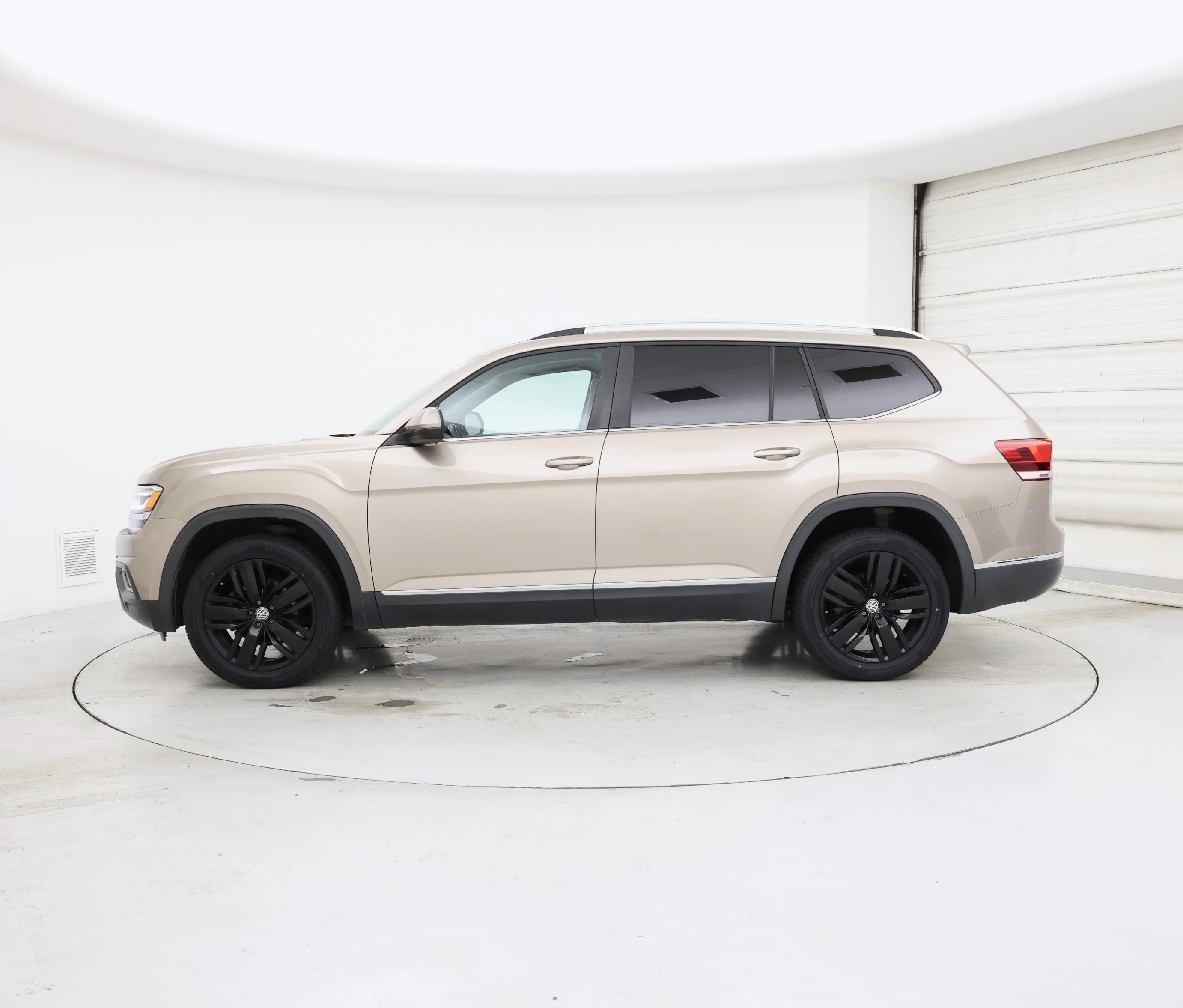 Thumbnail: 2018 Volkswagen Atlas - 3