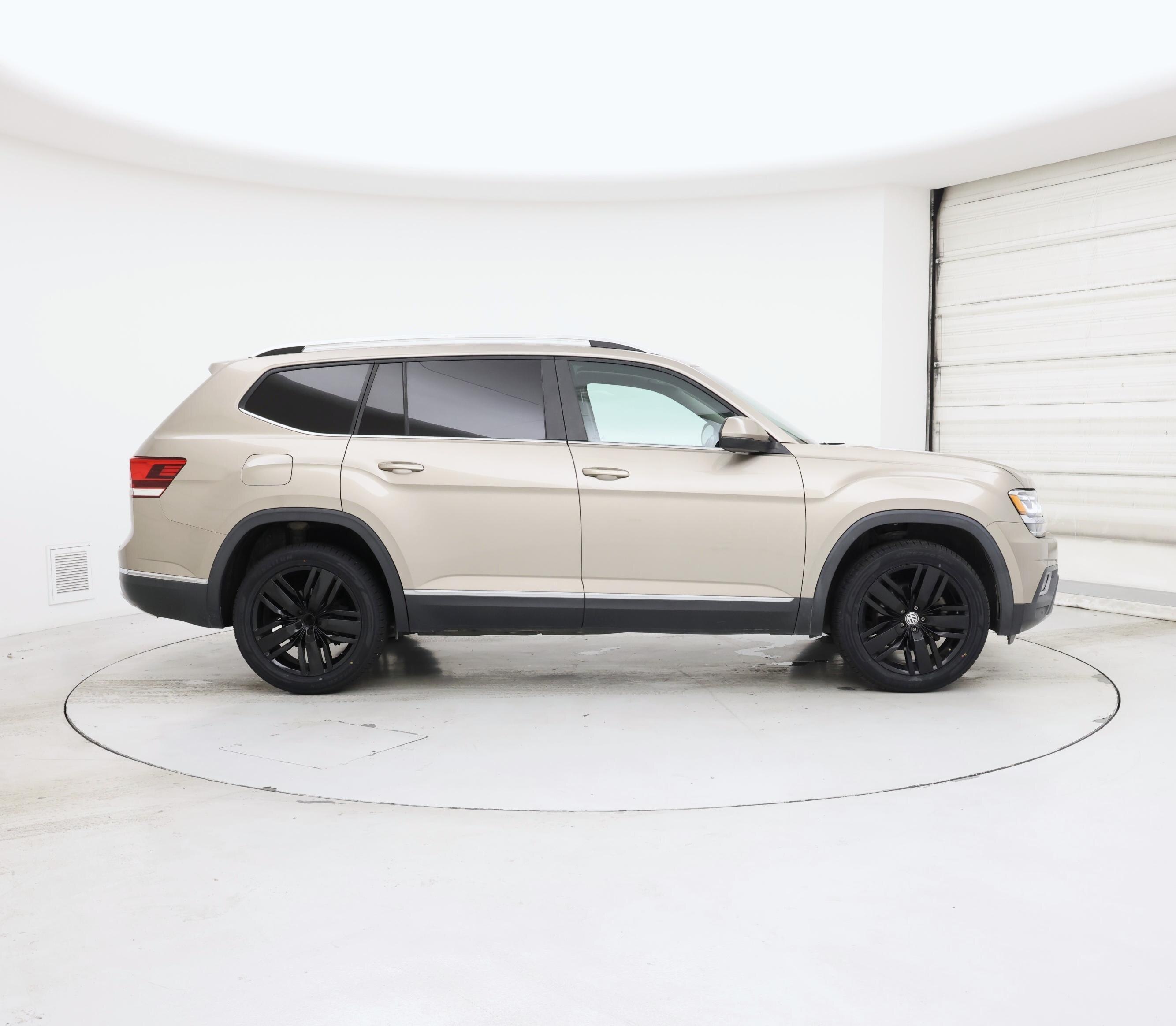 Thumbnail: 2018 Volkswagen Atlas - 7