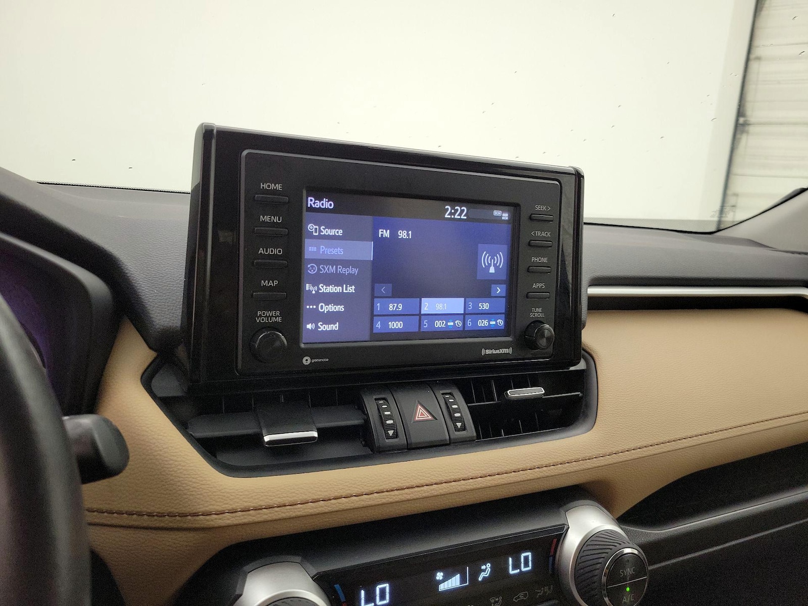 2021 Toyota RAV4 XLE Premium - Photo 16