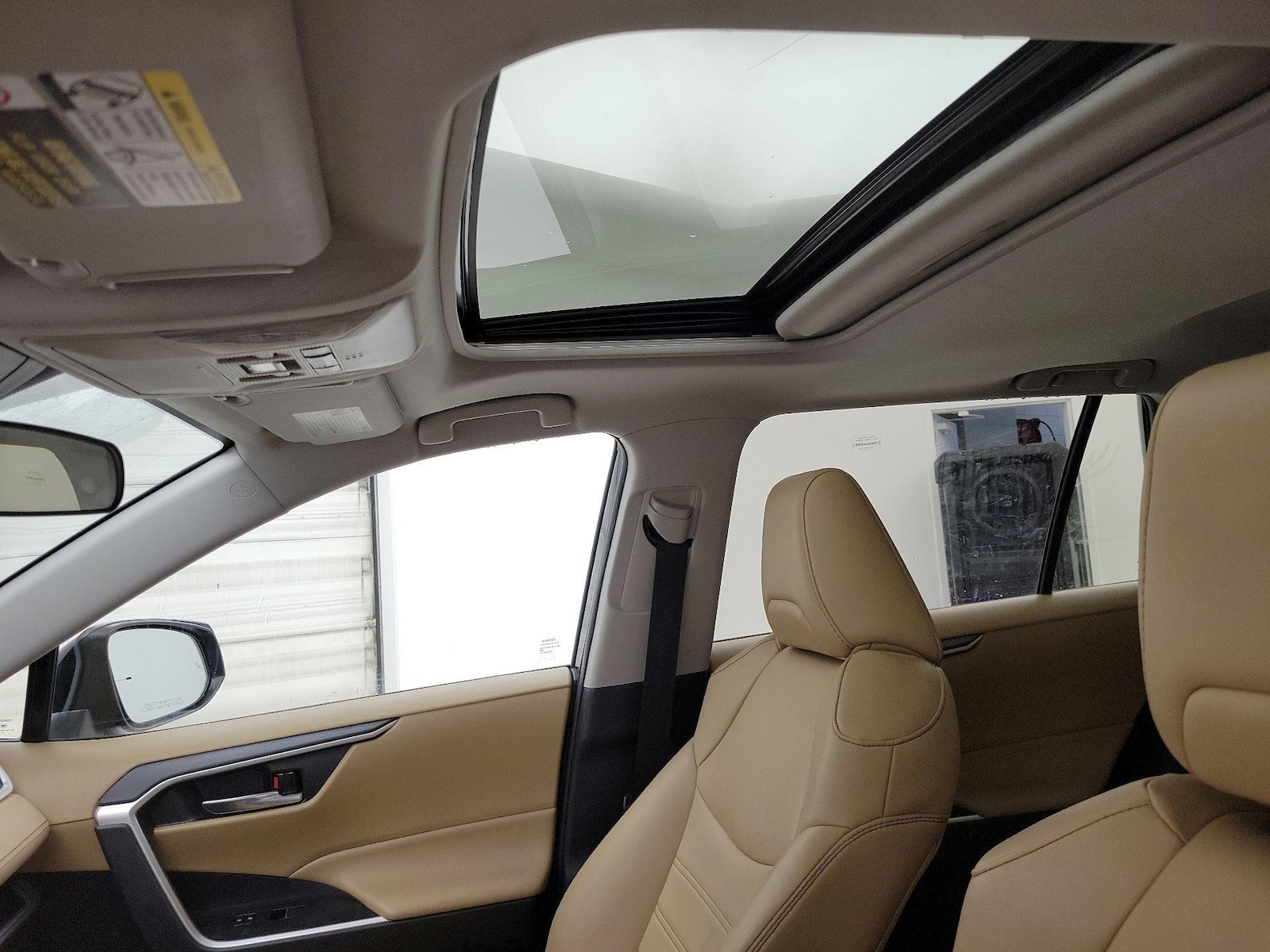2021 Toyota RAV4 XLE Premium - Photo 20