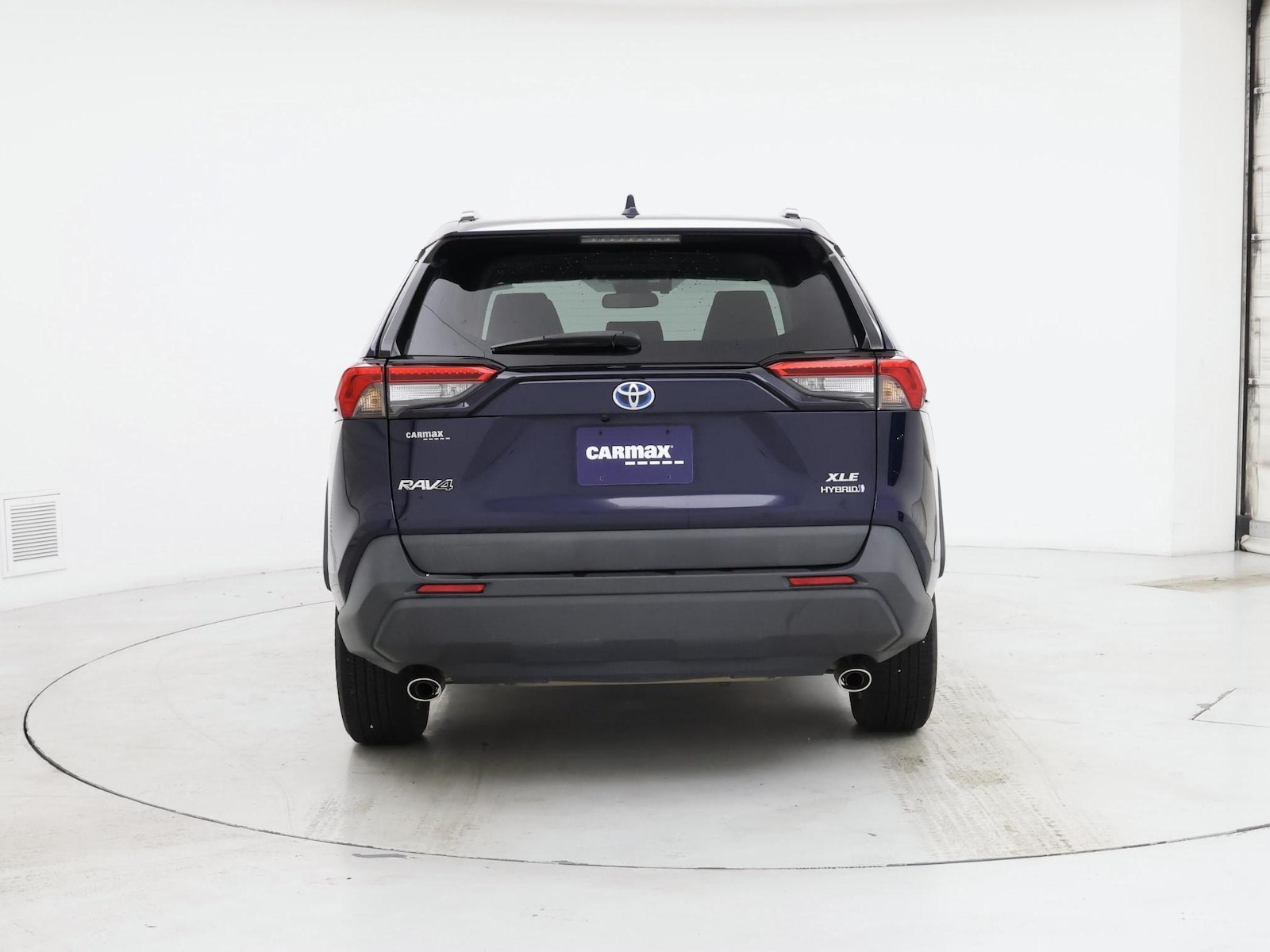 2021 Toyota RAV4 XLE Premium - Photo 7