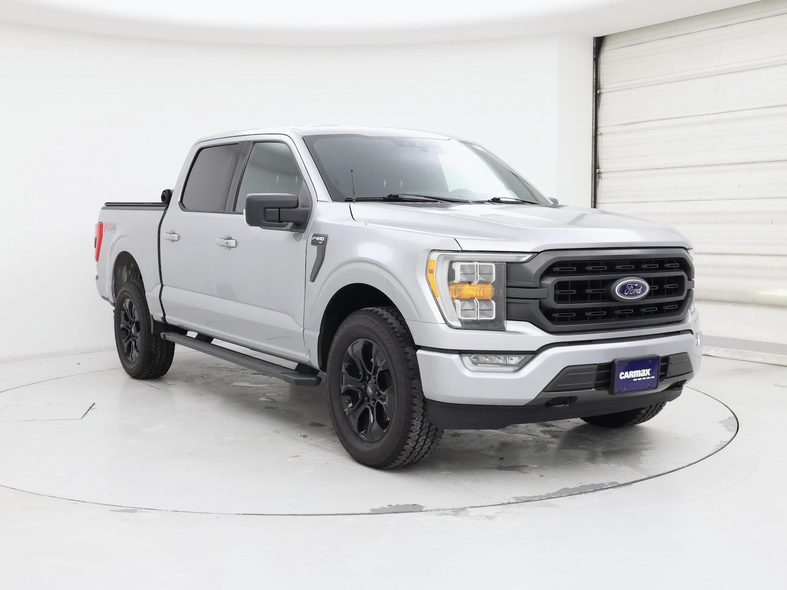 2021 Ford F-150 XLT - Photo 2