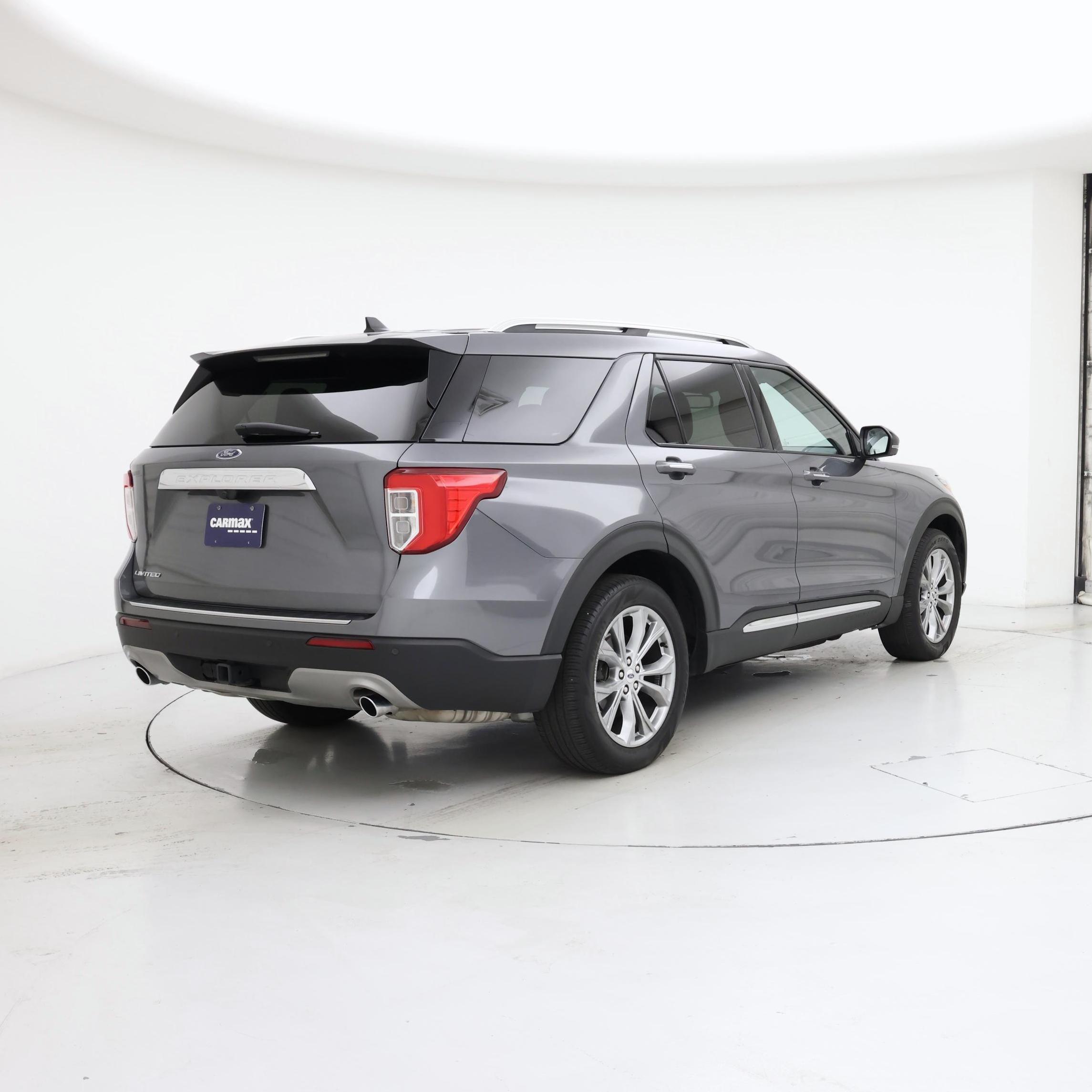 Thumbnail: 2022 Ford Explorer - 8
