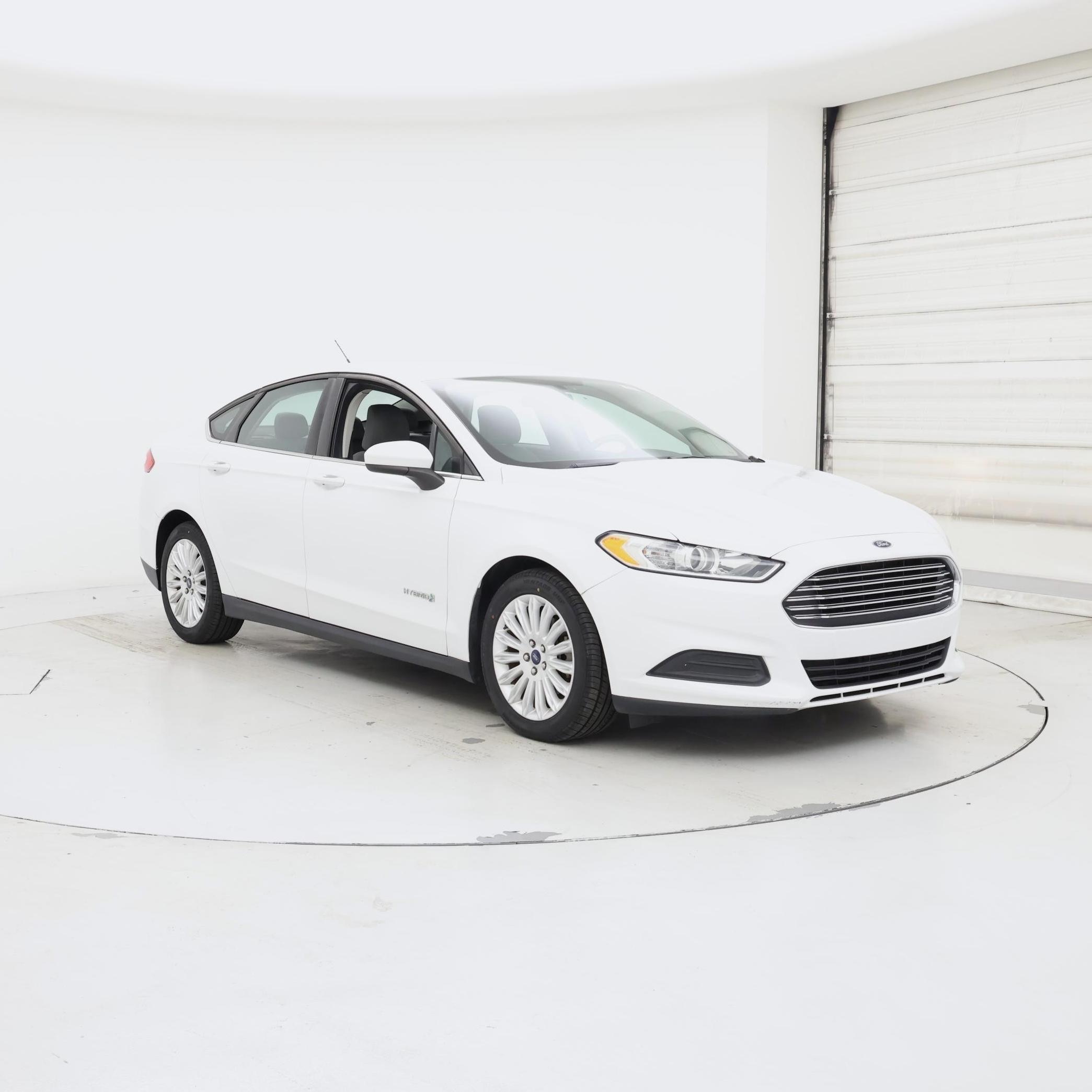  2016 Ford Fusion Hybrid S FWD   