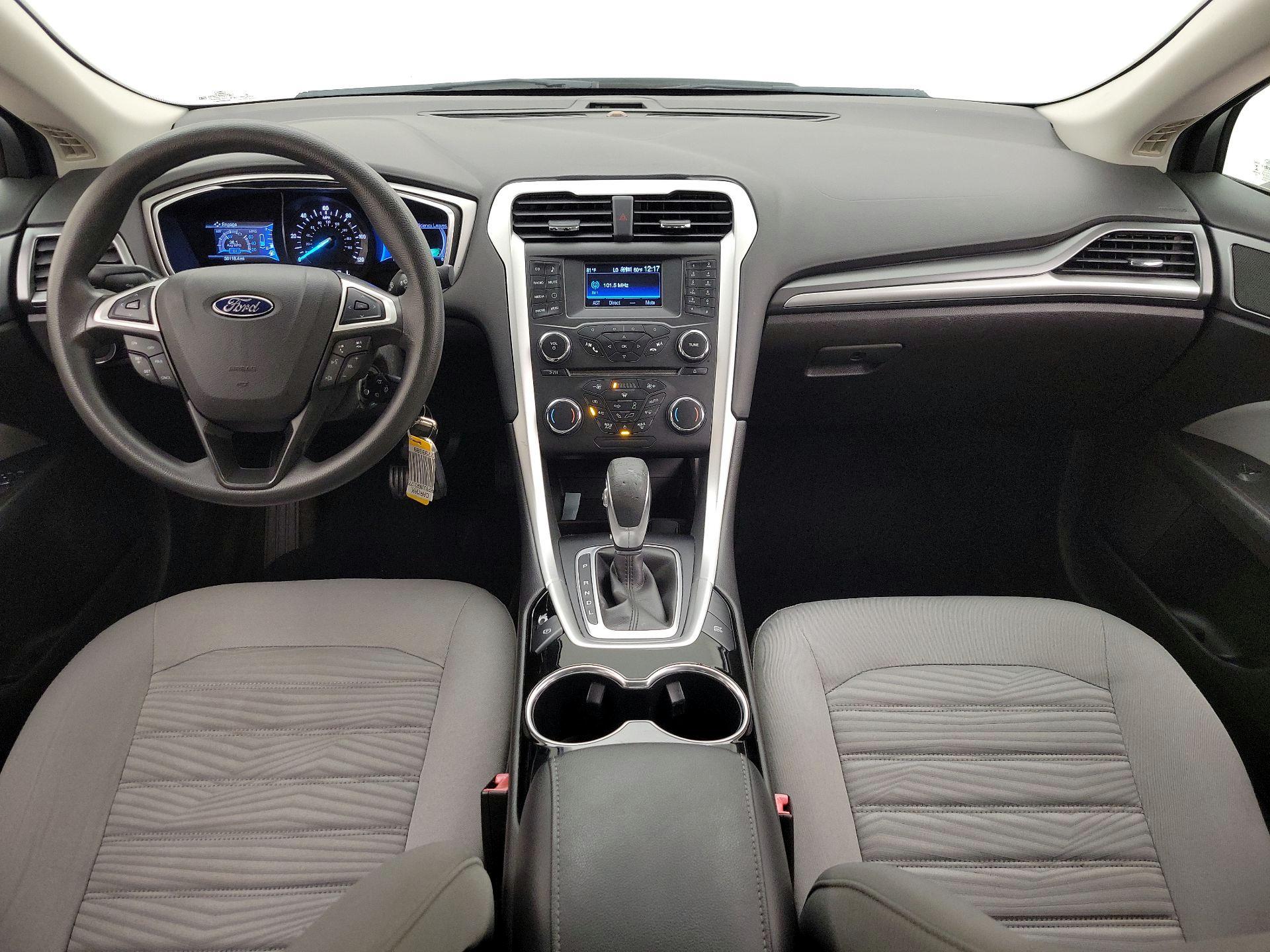 Thumbnail: 2016 Ford Fusion - 9