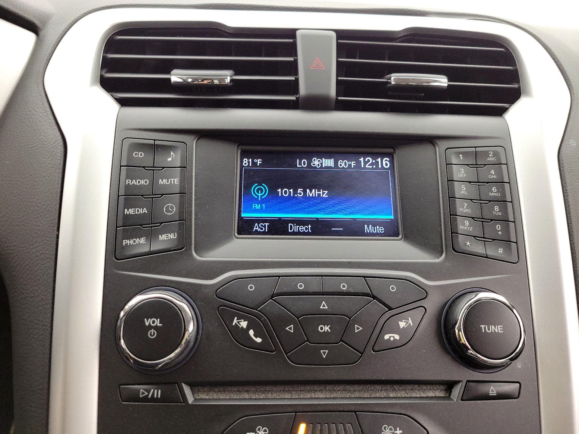 Thumbnail: 2016 Ford Fusion - 15