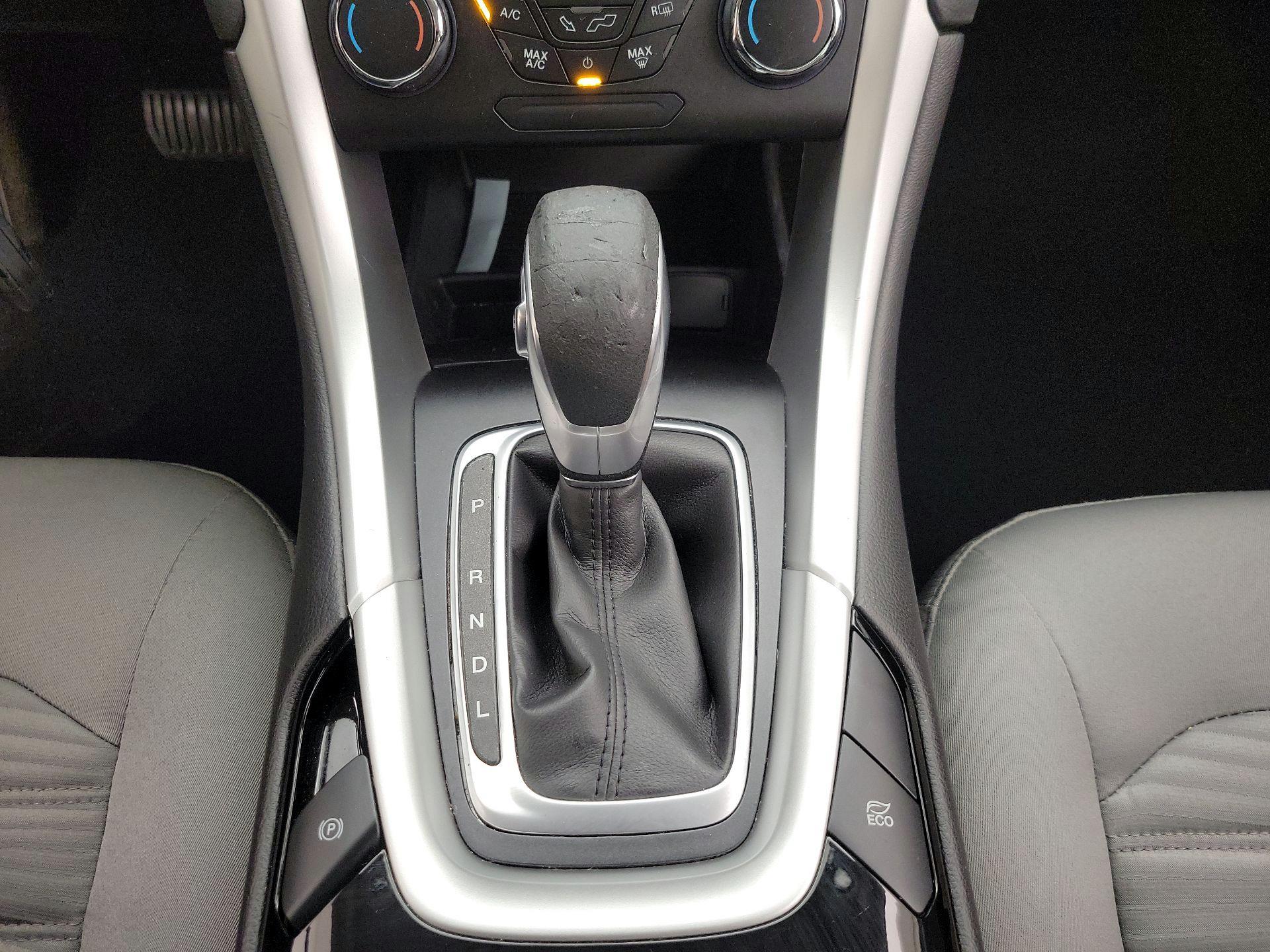 Thumbnail: 2016 Ford Fusion - 17
