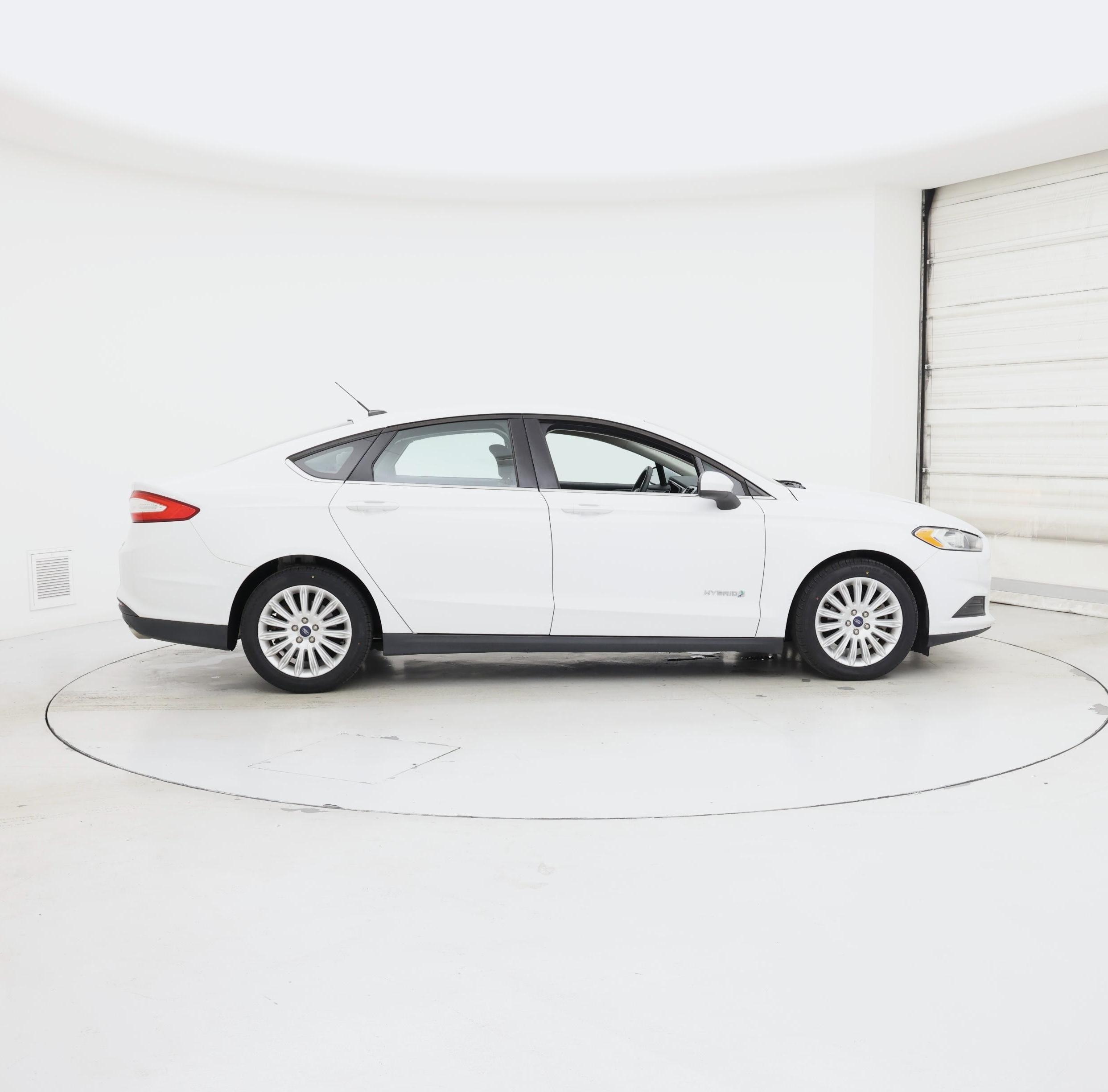 Thumbnail: 2016 Ford Fusion - 7