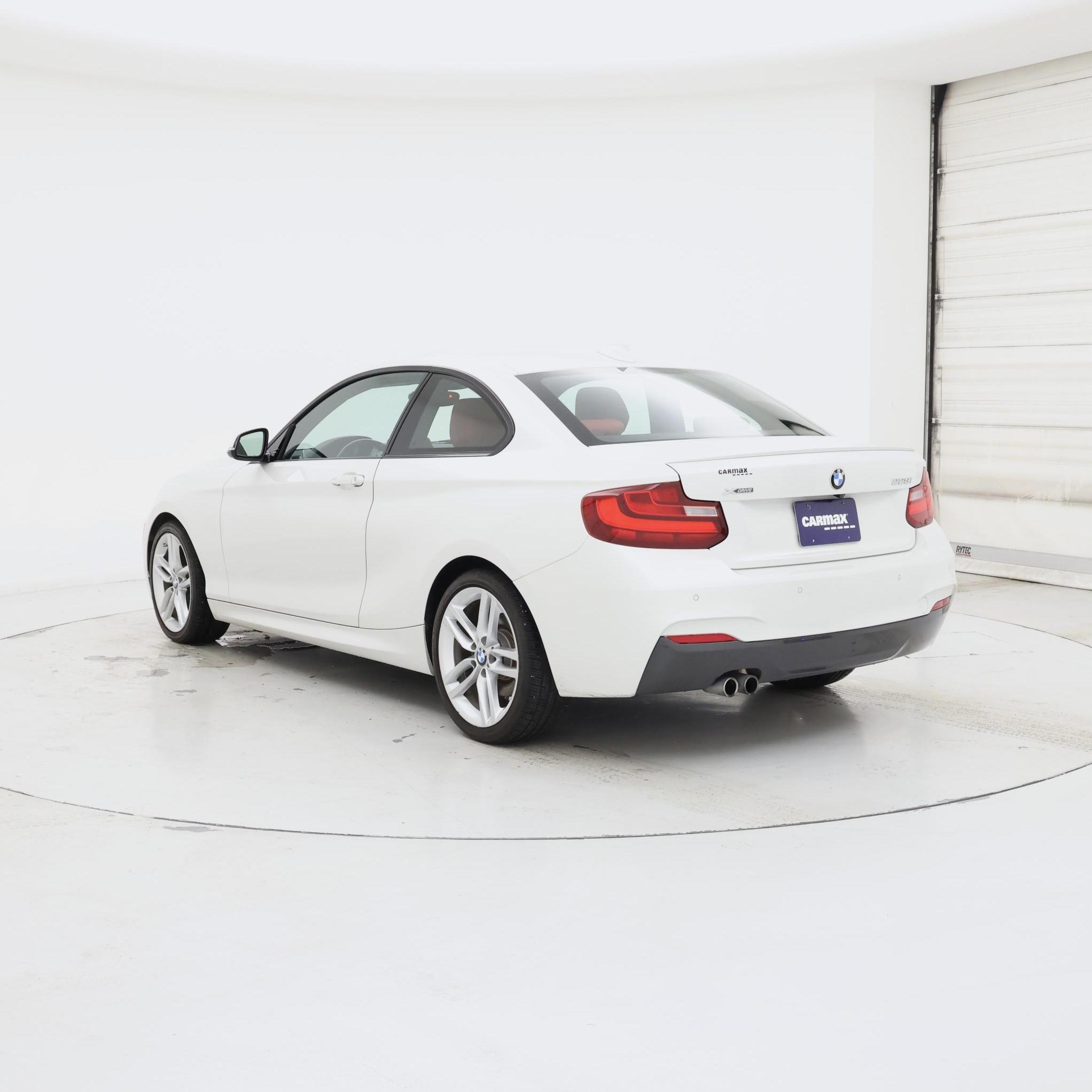 Thumbnail: 2016 BMW 2 Series - 2