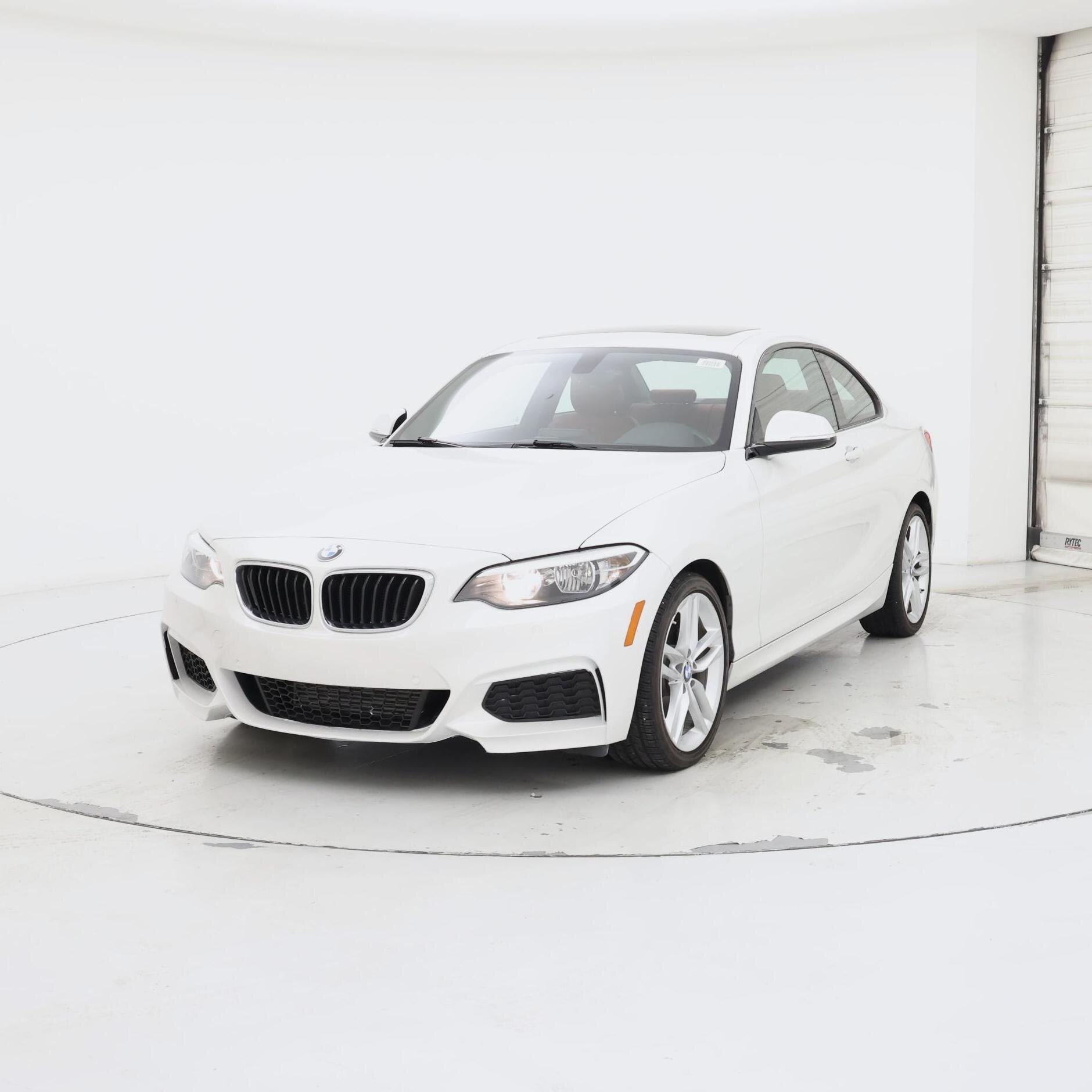 Thumbnail: 2016 BMW 2 Series - 4
