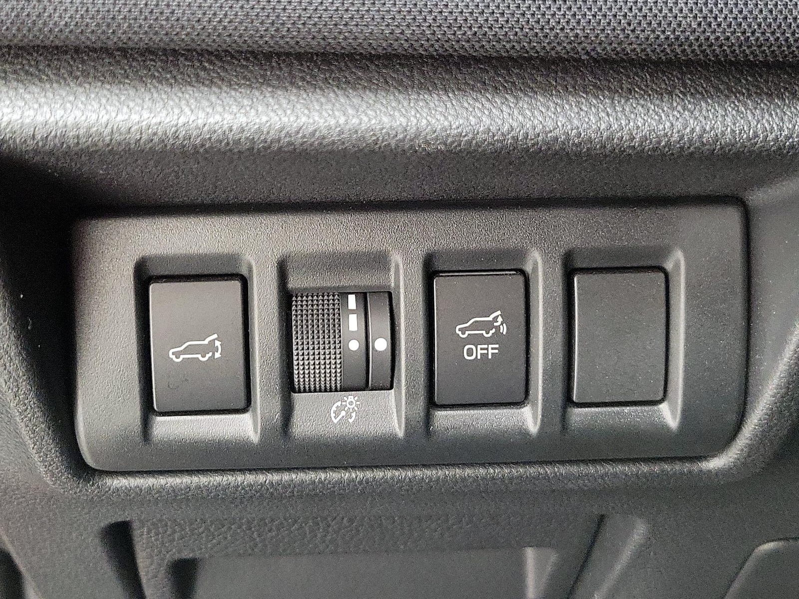 2020 Subaru Outback Premium - Photo 14