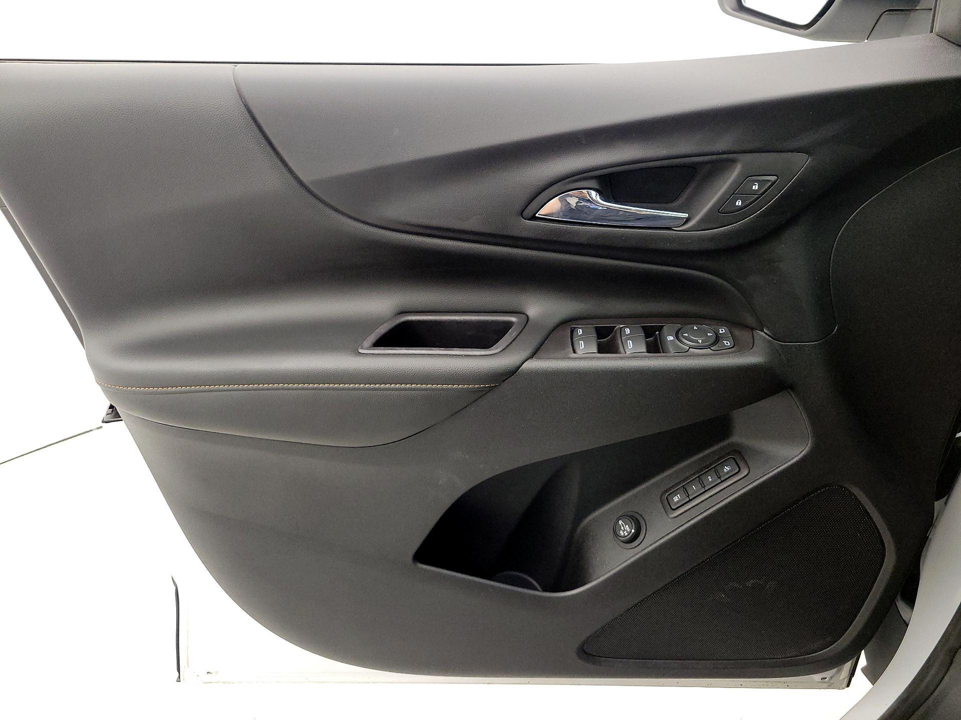 Thumbnail: 2020 Chevrolet Equinox - 12