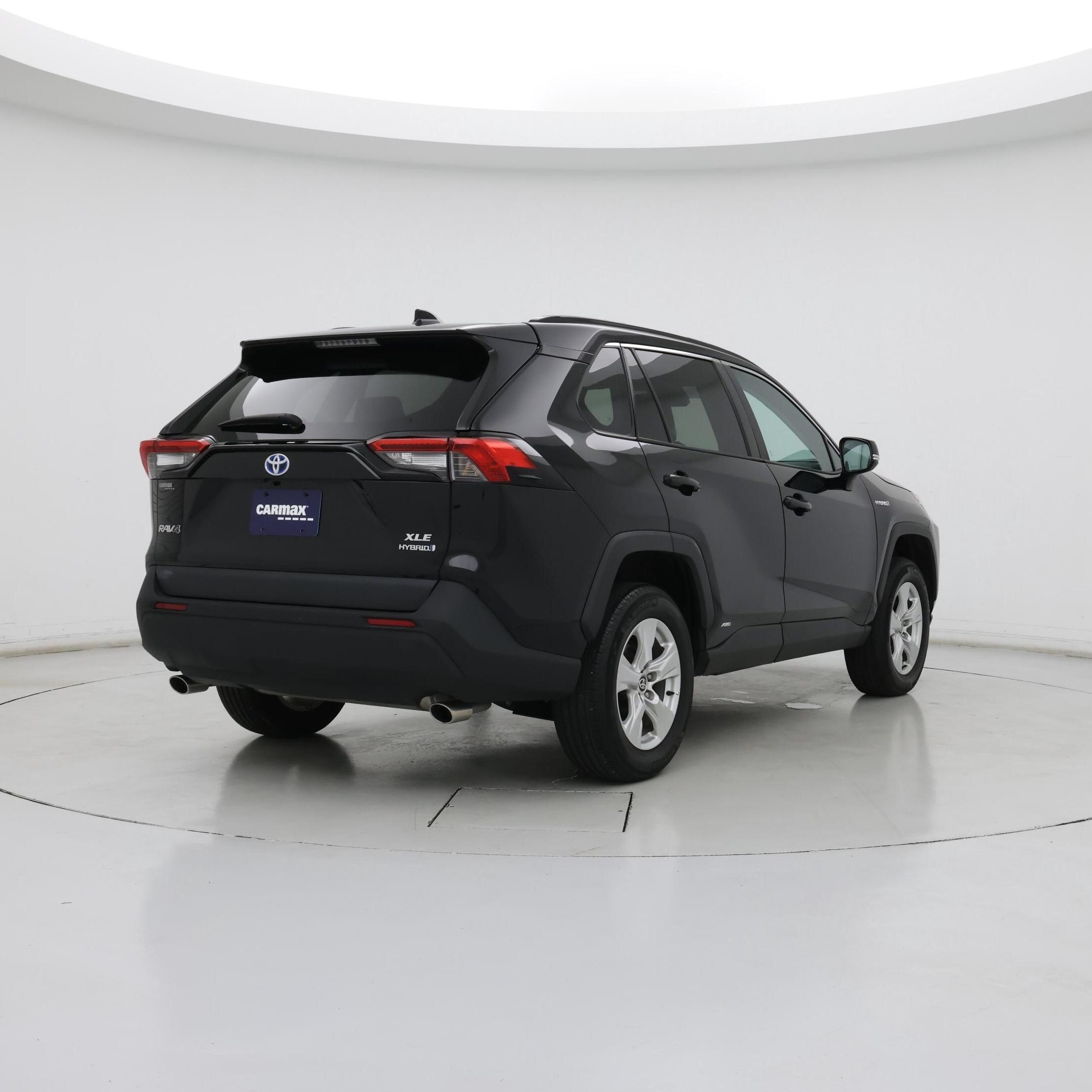 Thumbnail: 2021 Toyota RAV4 - 8