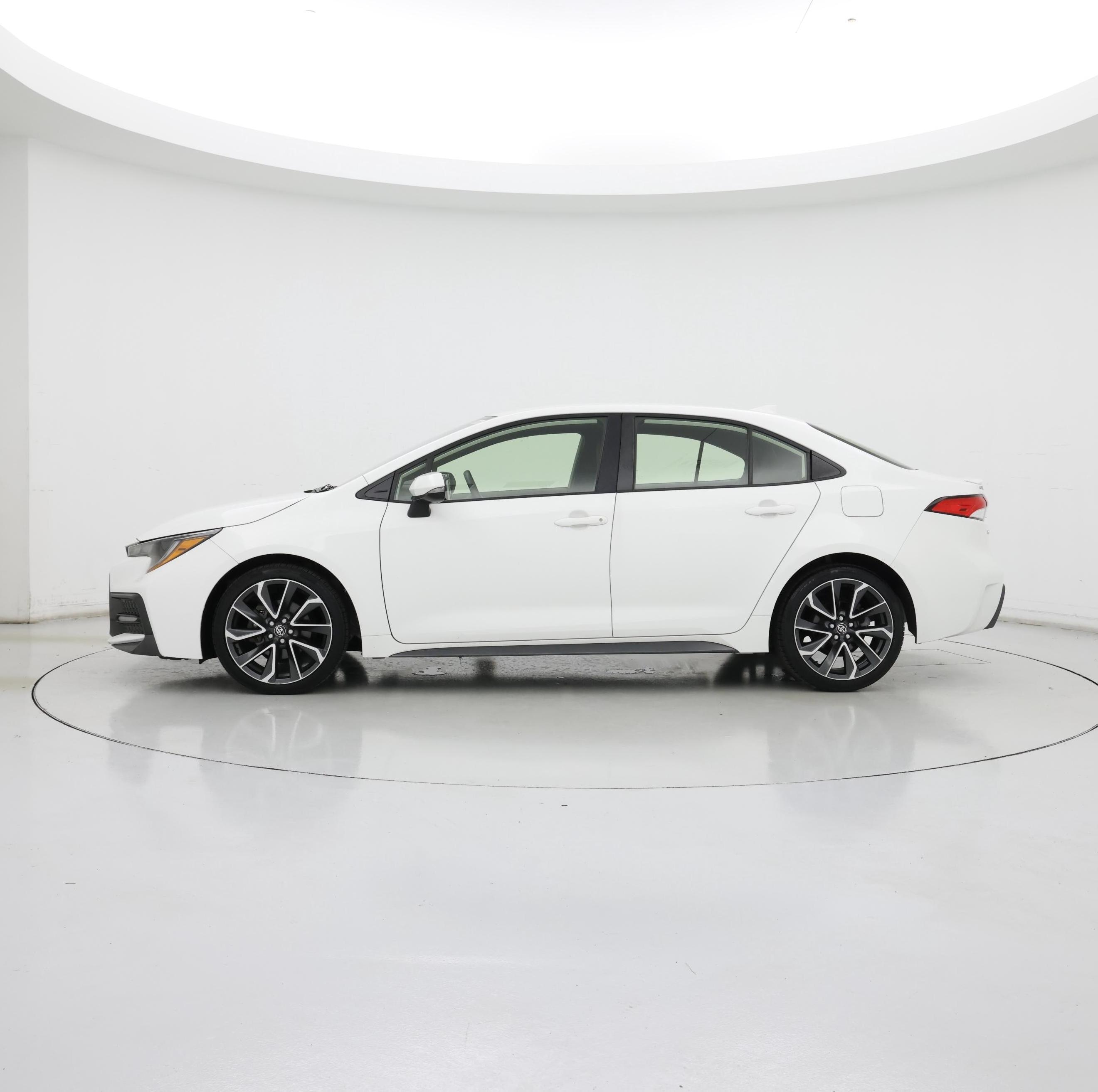Thumbnail: 2021 Toyota Corolla - 3
