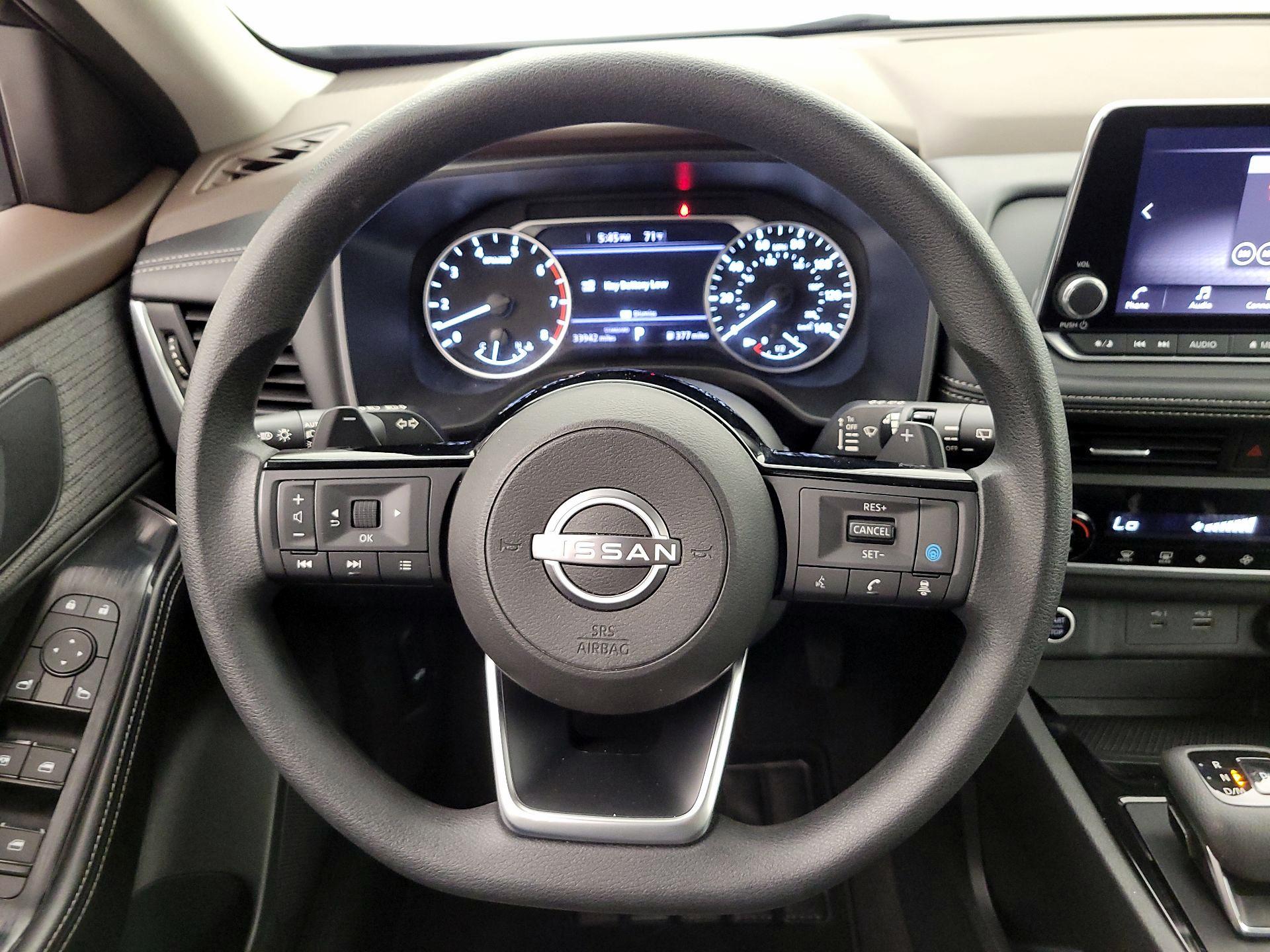 Thumbnail: 2023 Nissan Rogue - 10