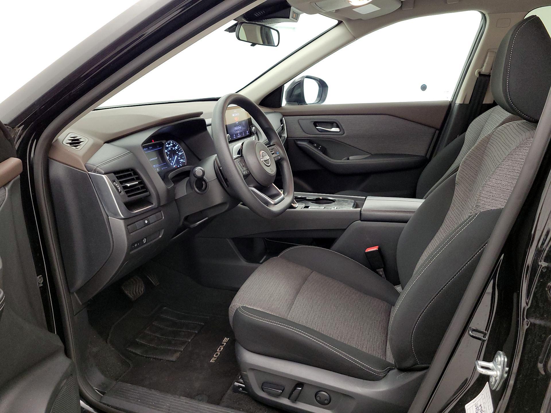 Thumbnail: 2023 Nissan Rogue - 11