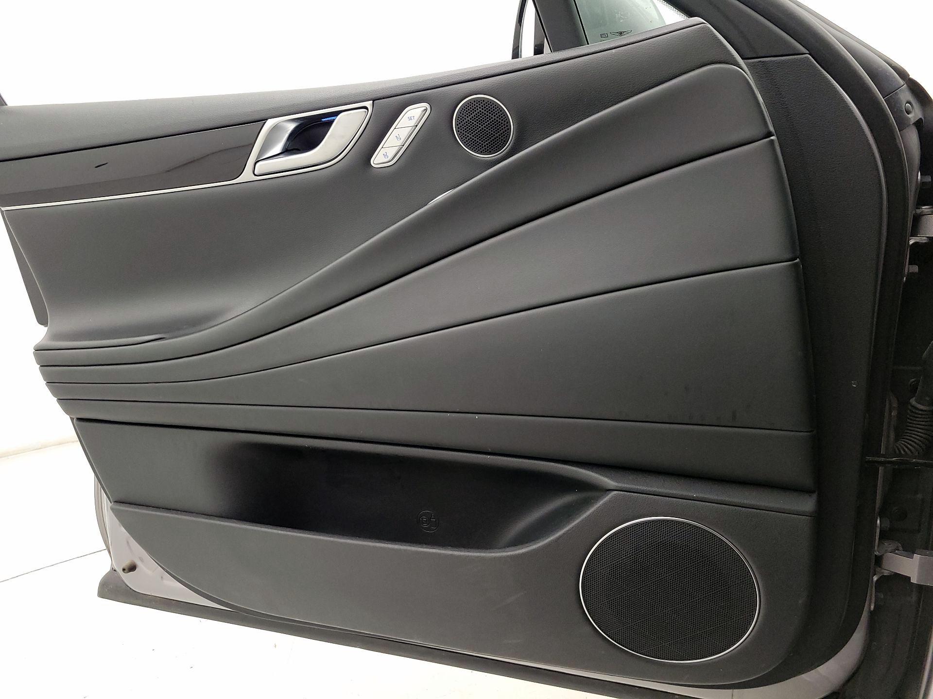 Thumbnail: 2023 Genesis G80 - 12