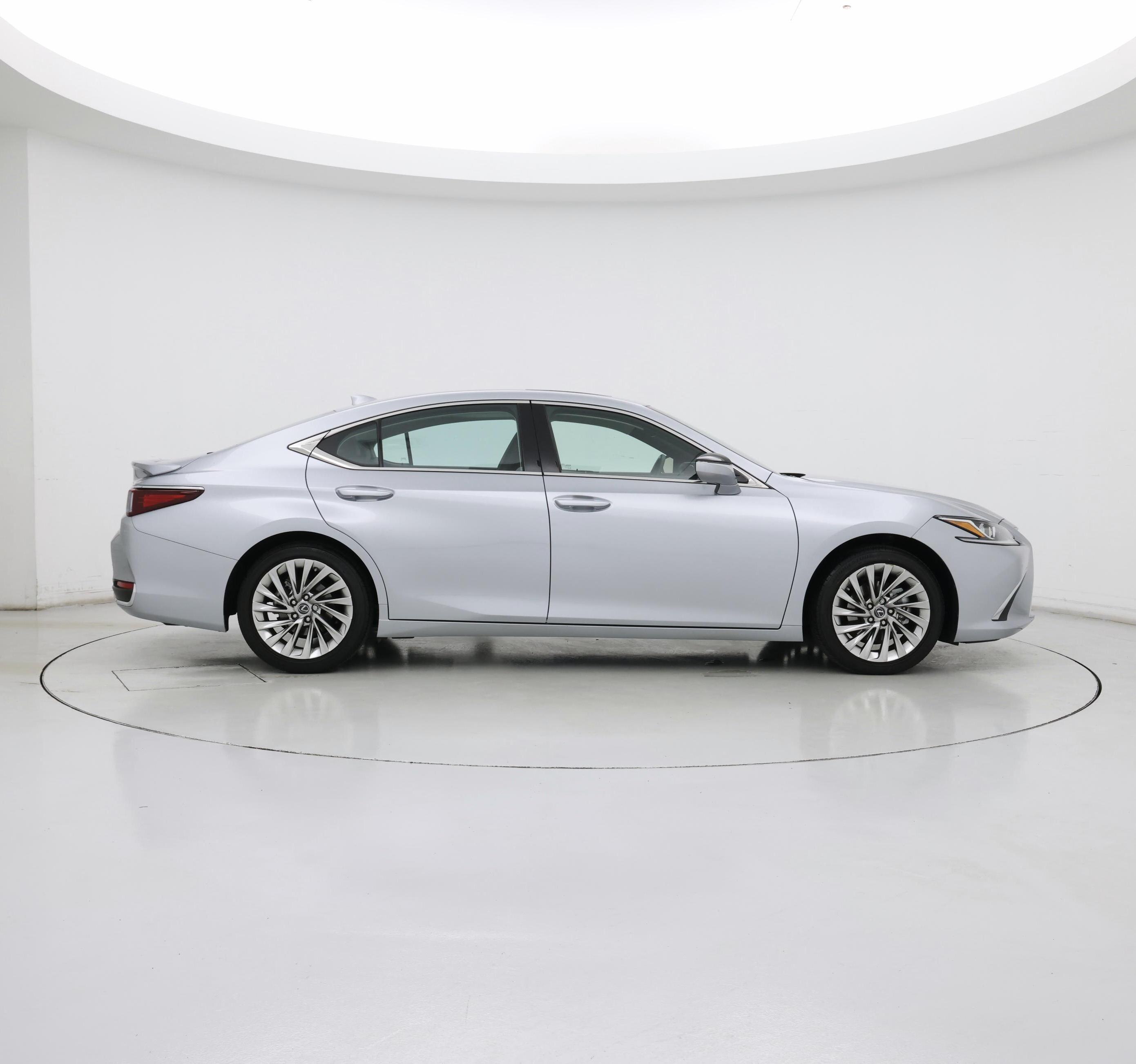 Thumbnail: 2023 Lexus ES - 7