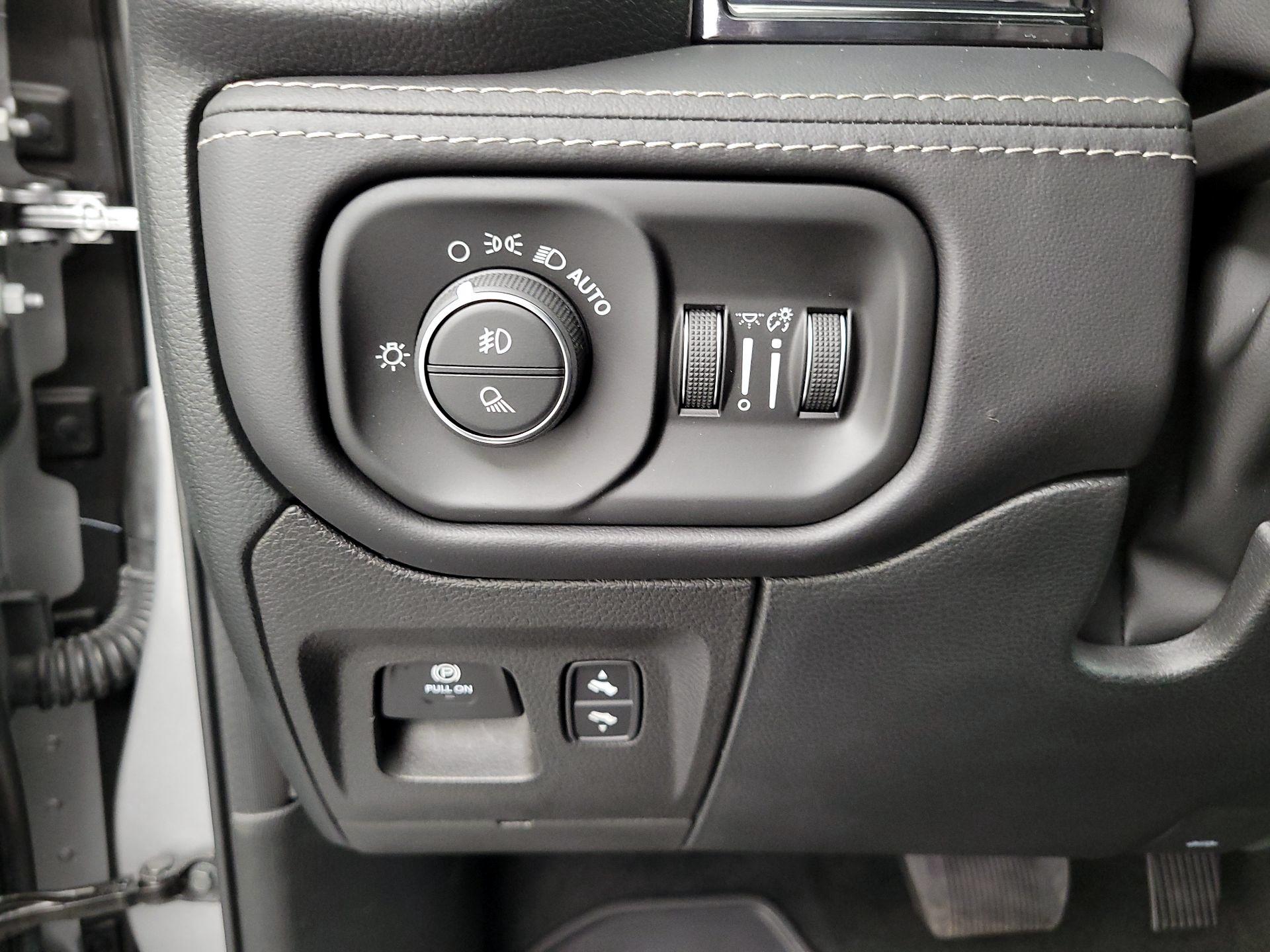 Thumbnail: 2022 RAM 1500 - 13