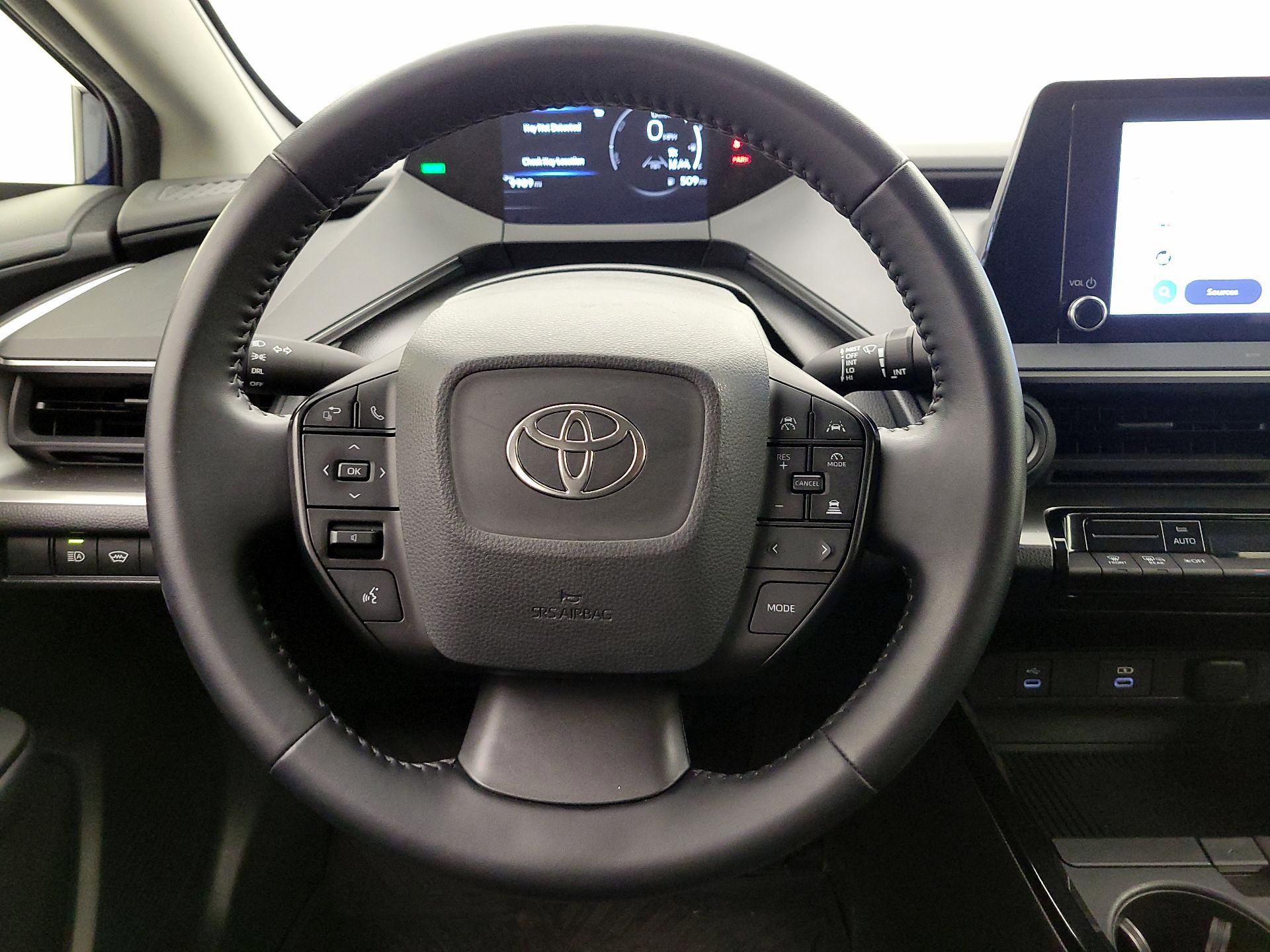Thumbnail: 2023 Toyota Prius - 10