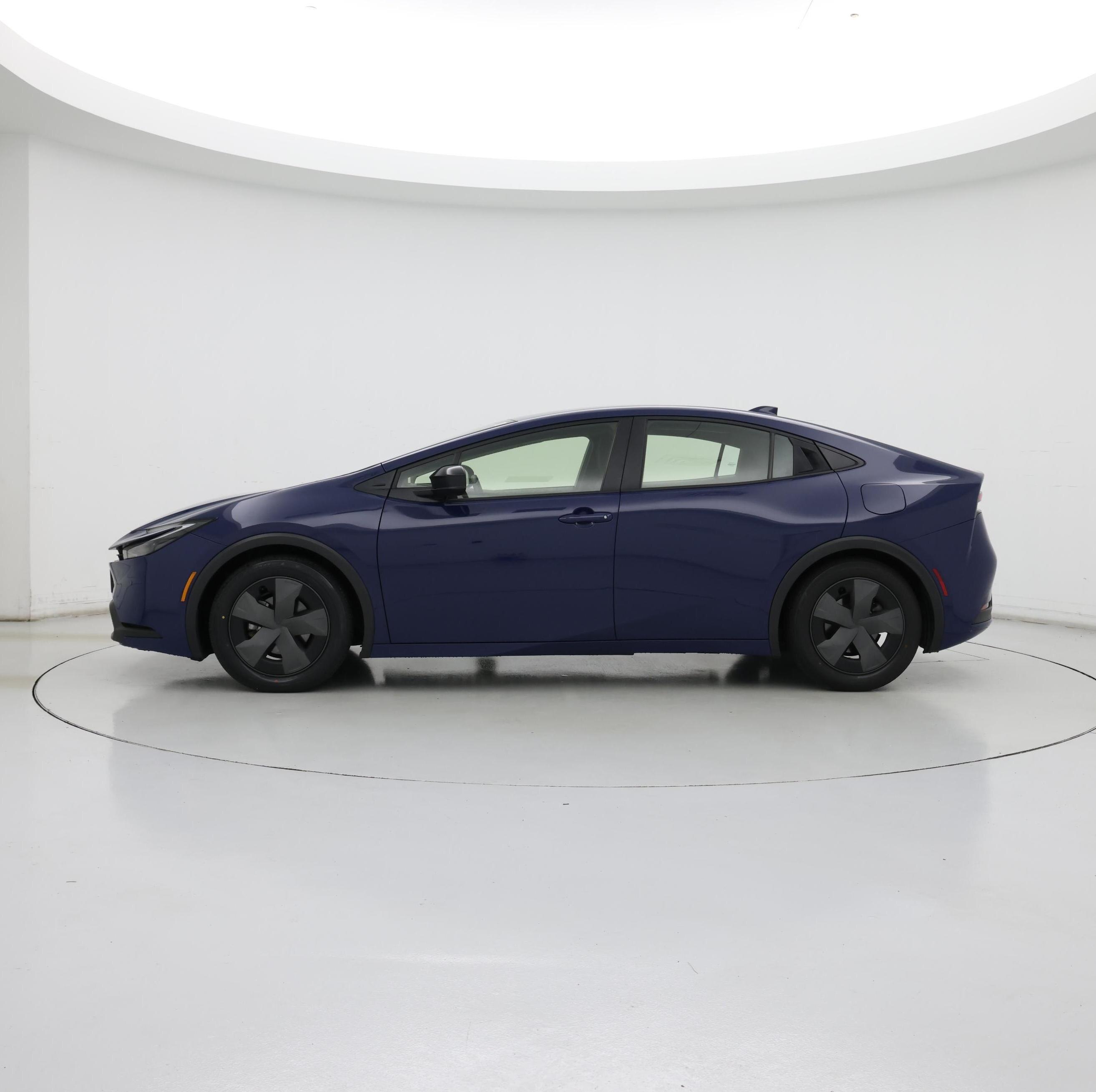 Thumbnail: 2023 Toyota Prius - 3