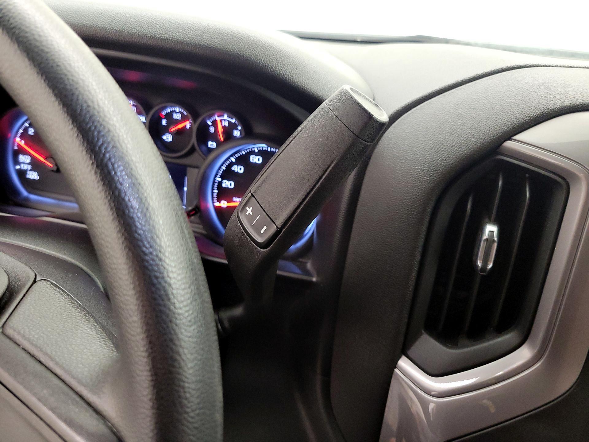 Thumbnail: 2021 Chevrolet Silverado 1500 - 17