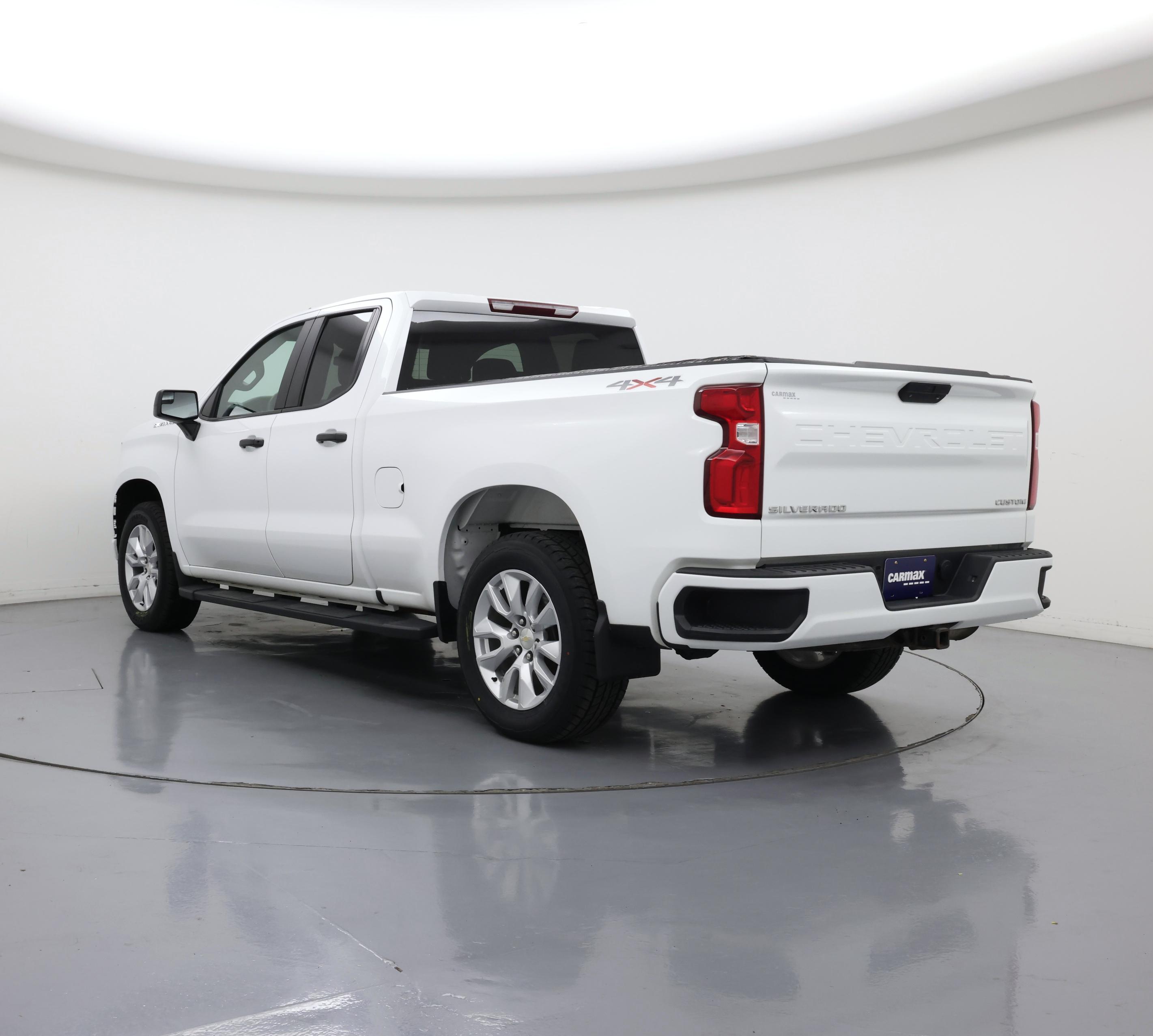 Thumbnail: 2021 Chevrolet Silverado 1500 - 2