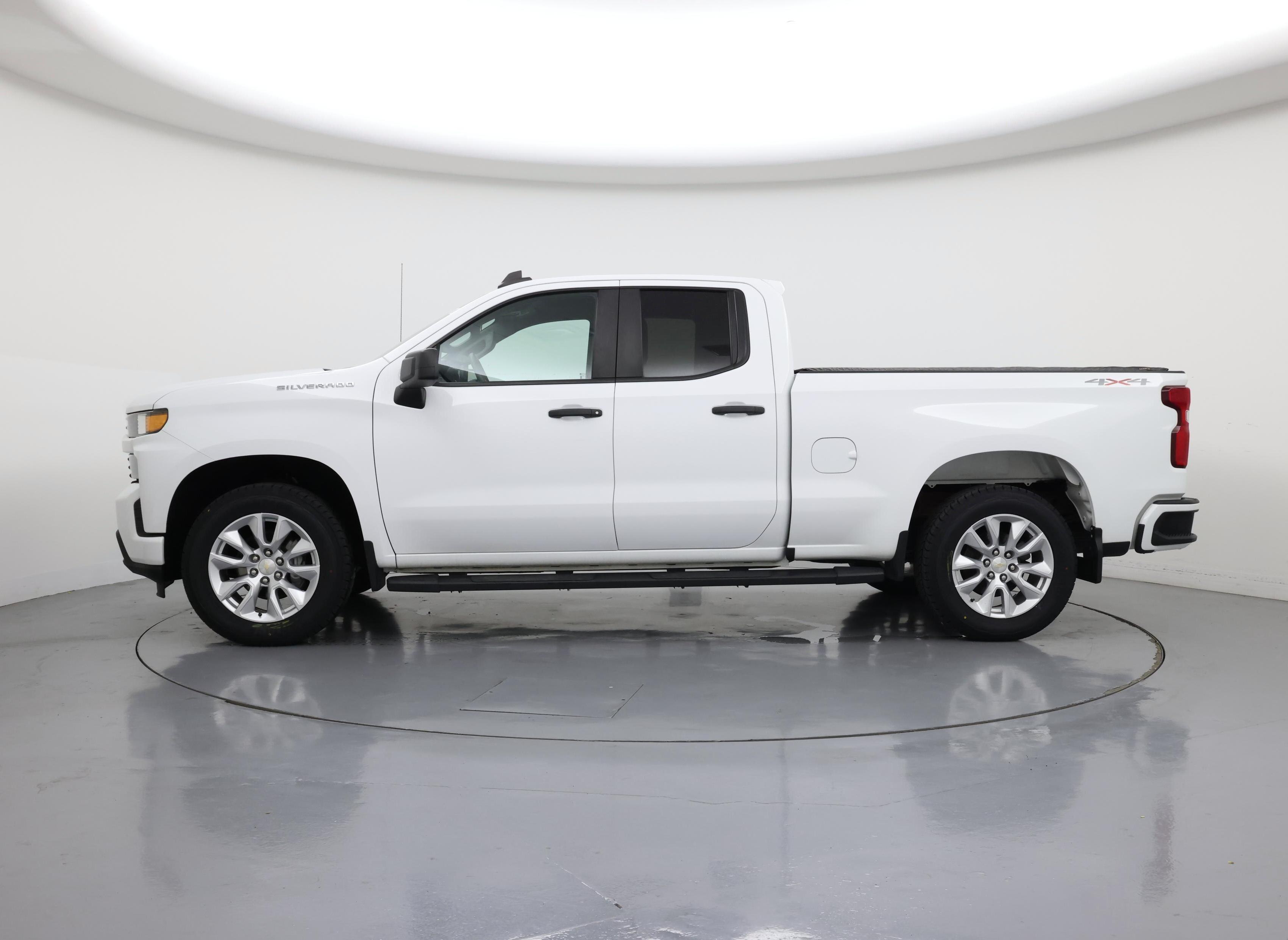 Thumbnail: 2021 Chevrolet Silverado 1500 - 3