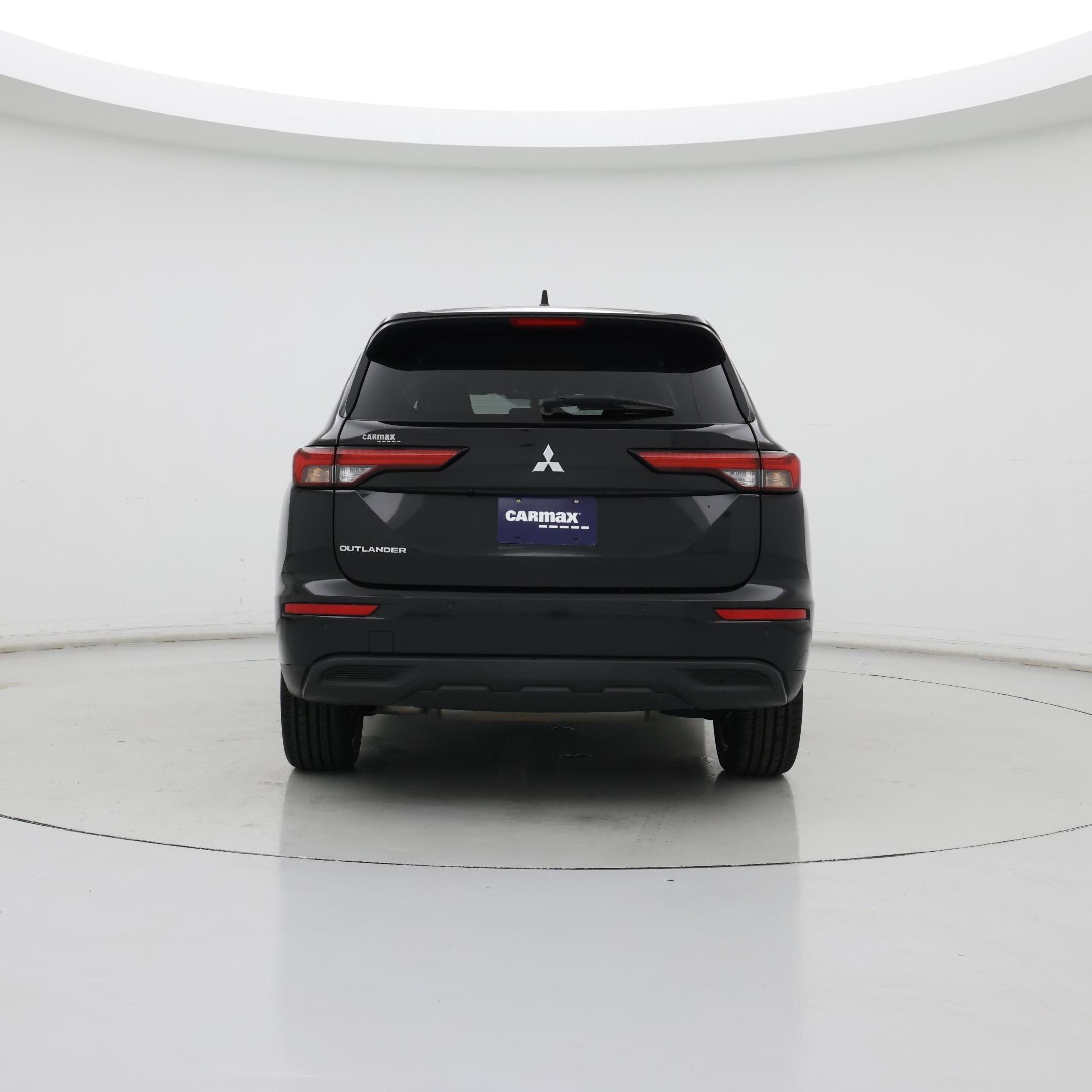 Thumbnail: 2022 Mitsubishi Outlander - 6