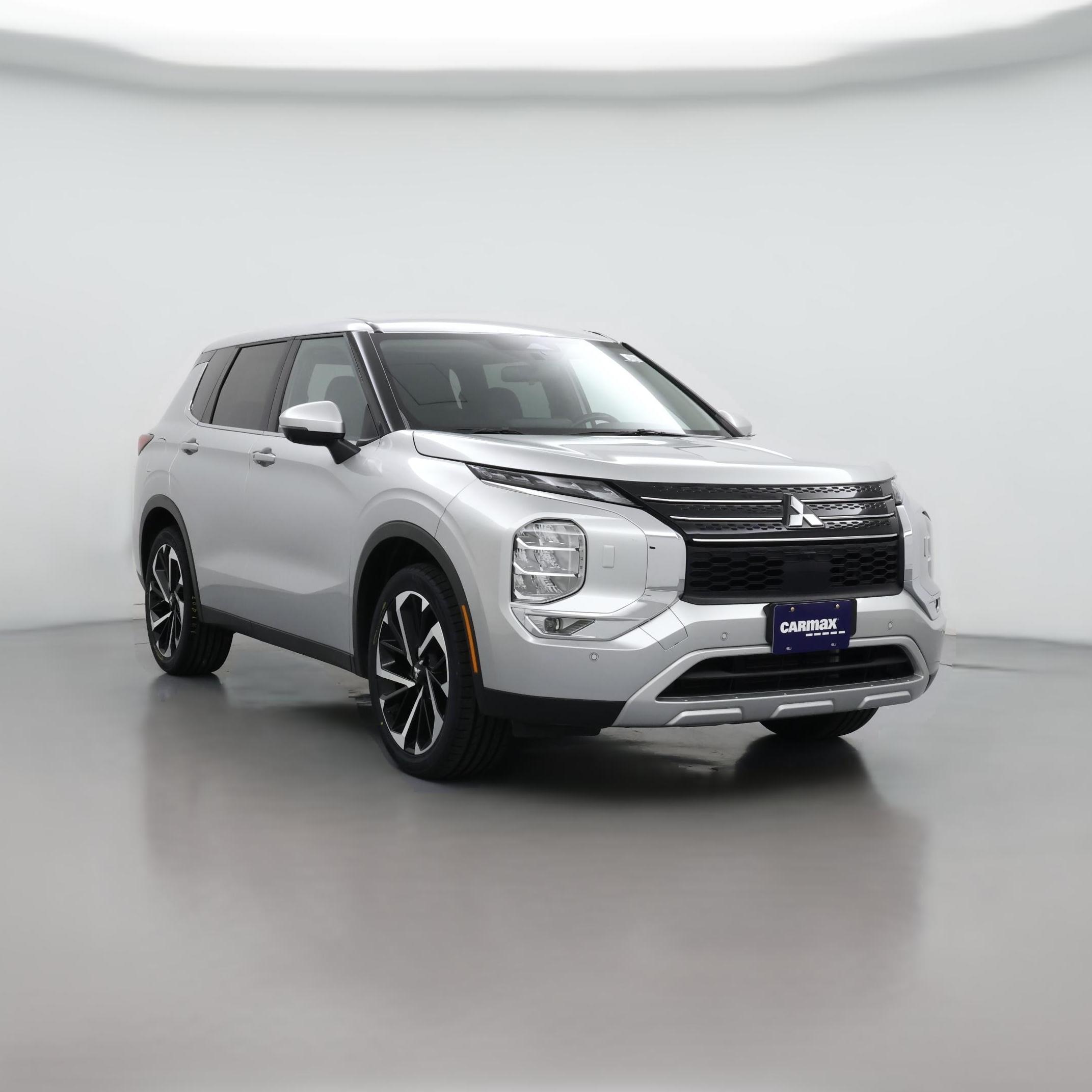 Thumbnail: 2022 Mitsubishi Outlander - 1