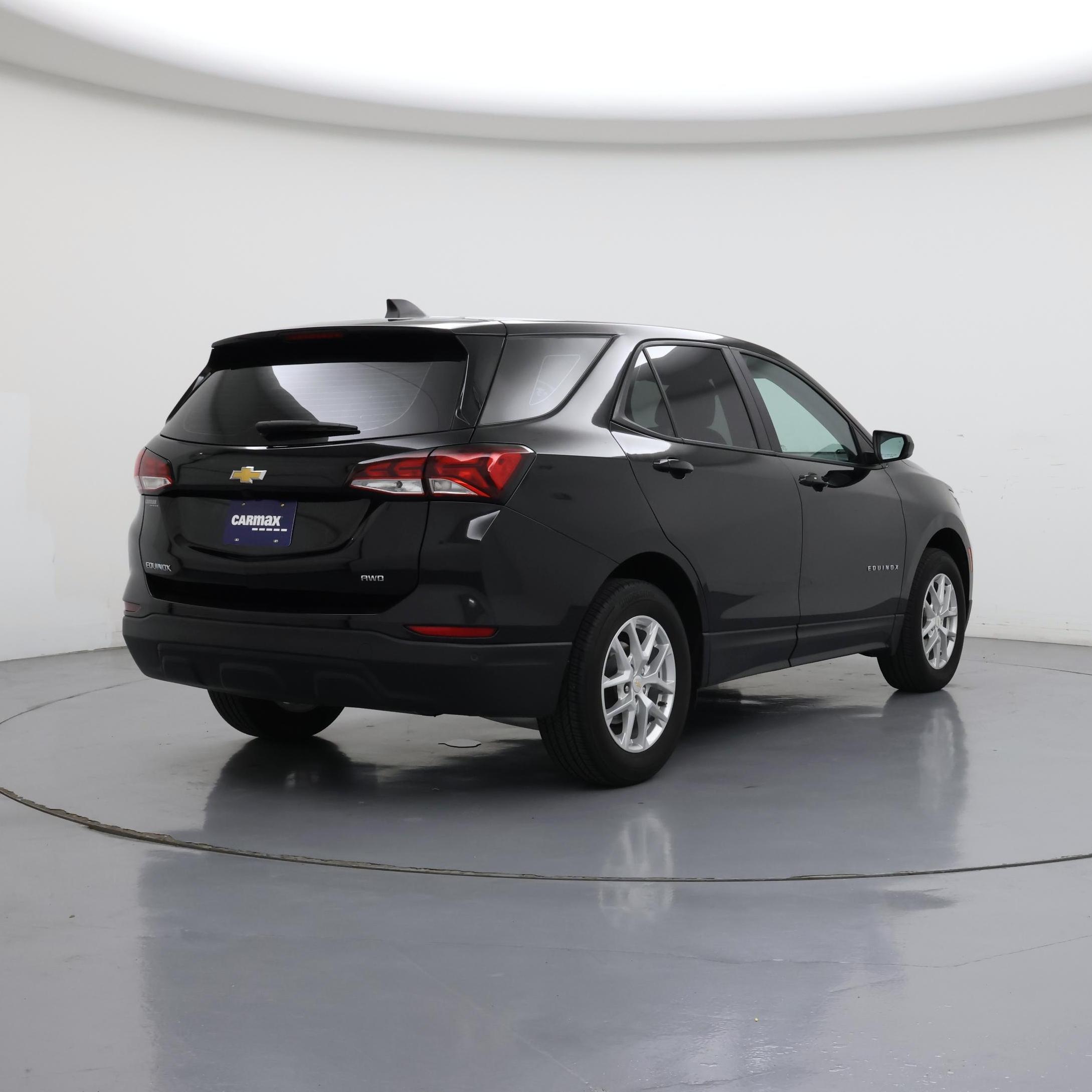 Thumbnail: 2023 Chevrolet Equinox - 8