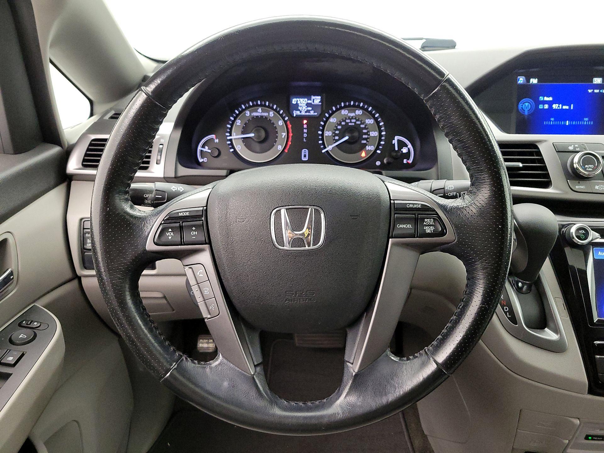 Thumbnail: 2014 Honda Odyssey - 10