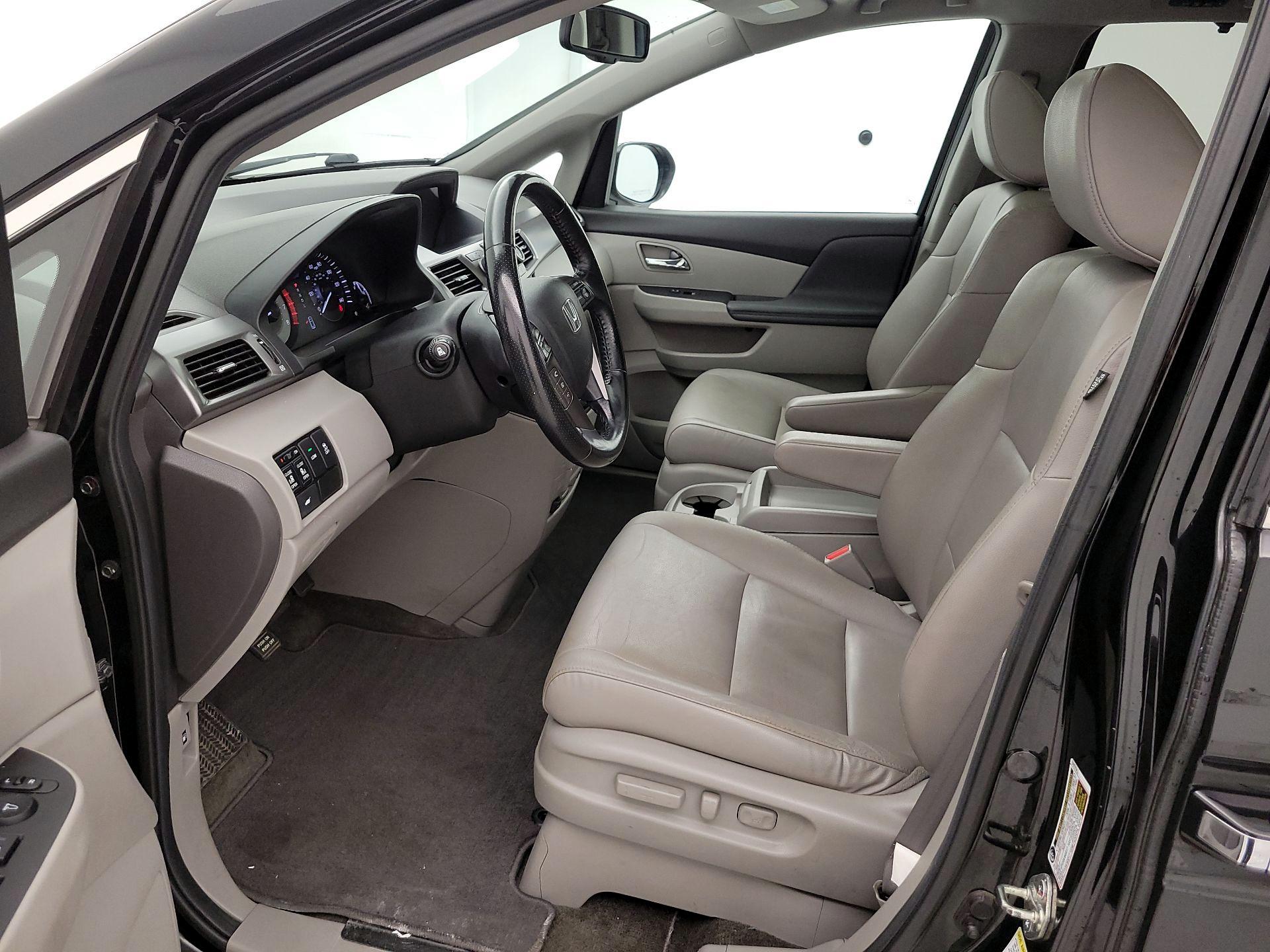Thumbnail: 2014 Honda Odyssey - 11