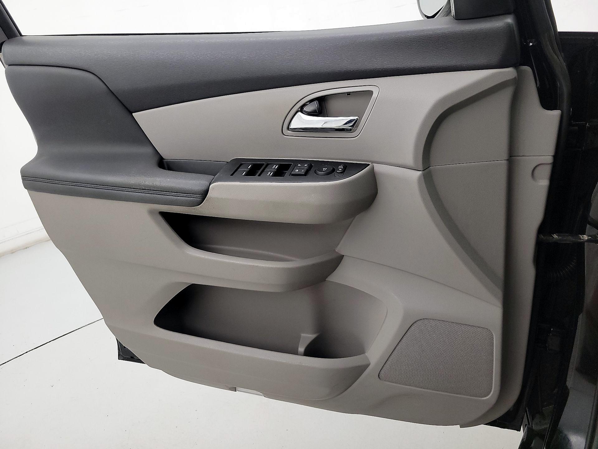 Thumbnail: 2014 Honda Odyssey - 12