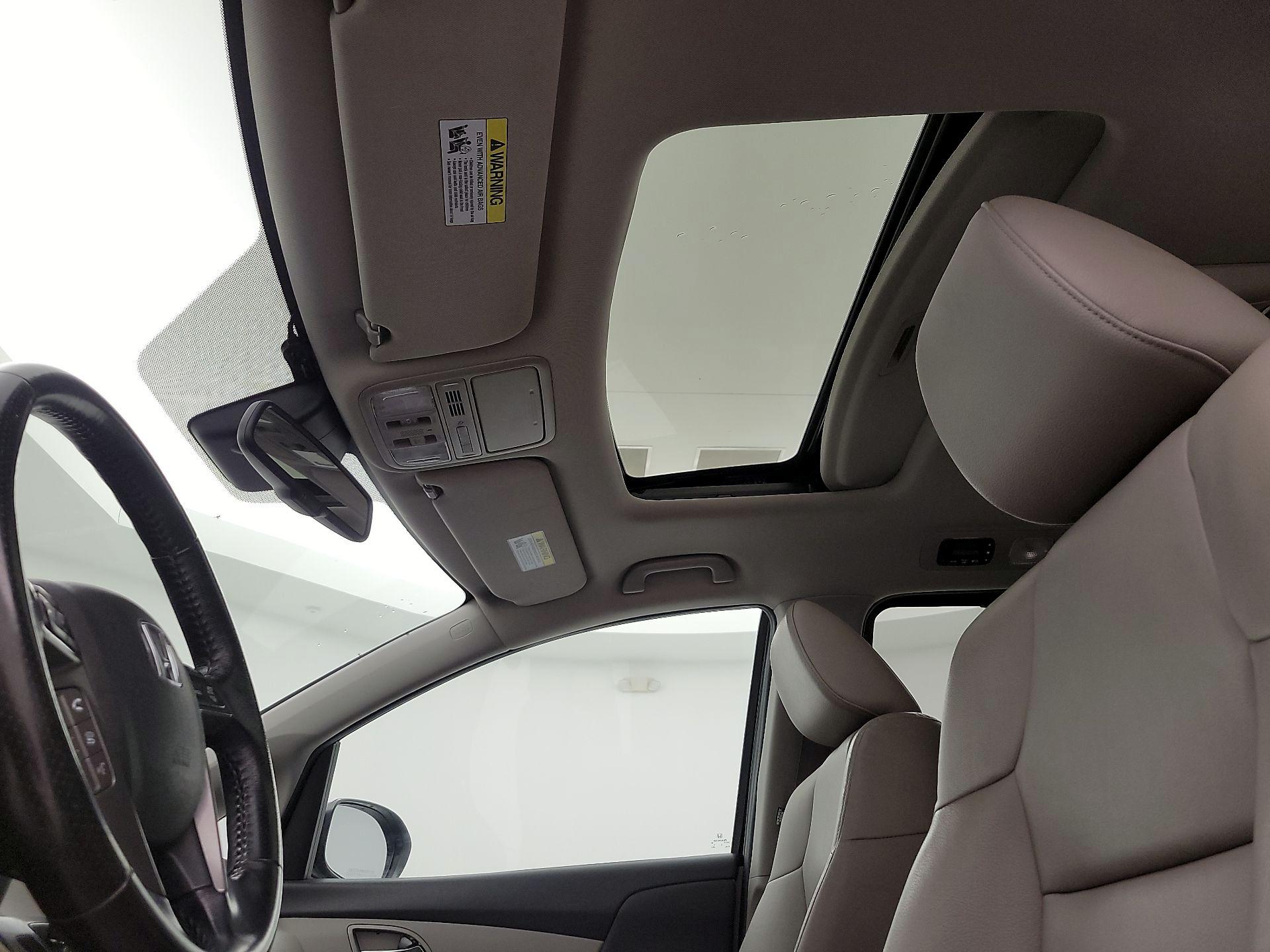 Thumbnail: 2014 Honda Odyssey - 19