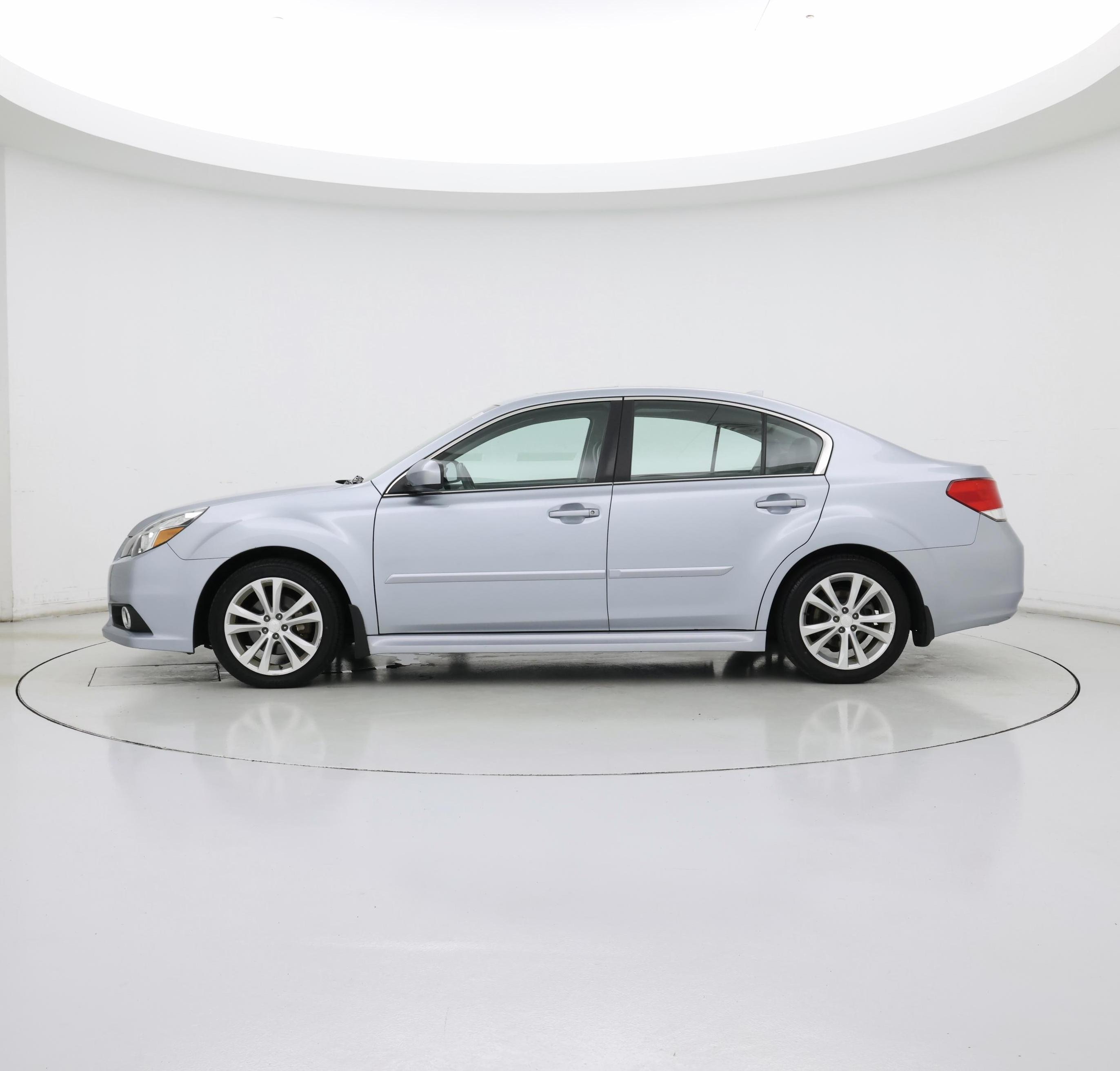 Thumbnail: 2014 Subaru Legacy - 3