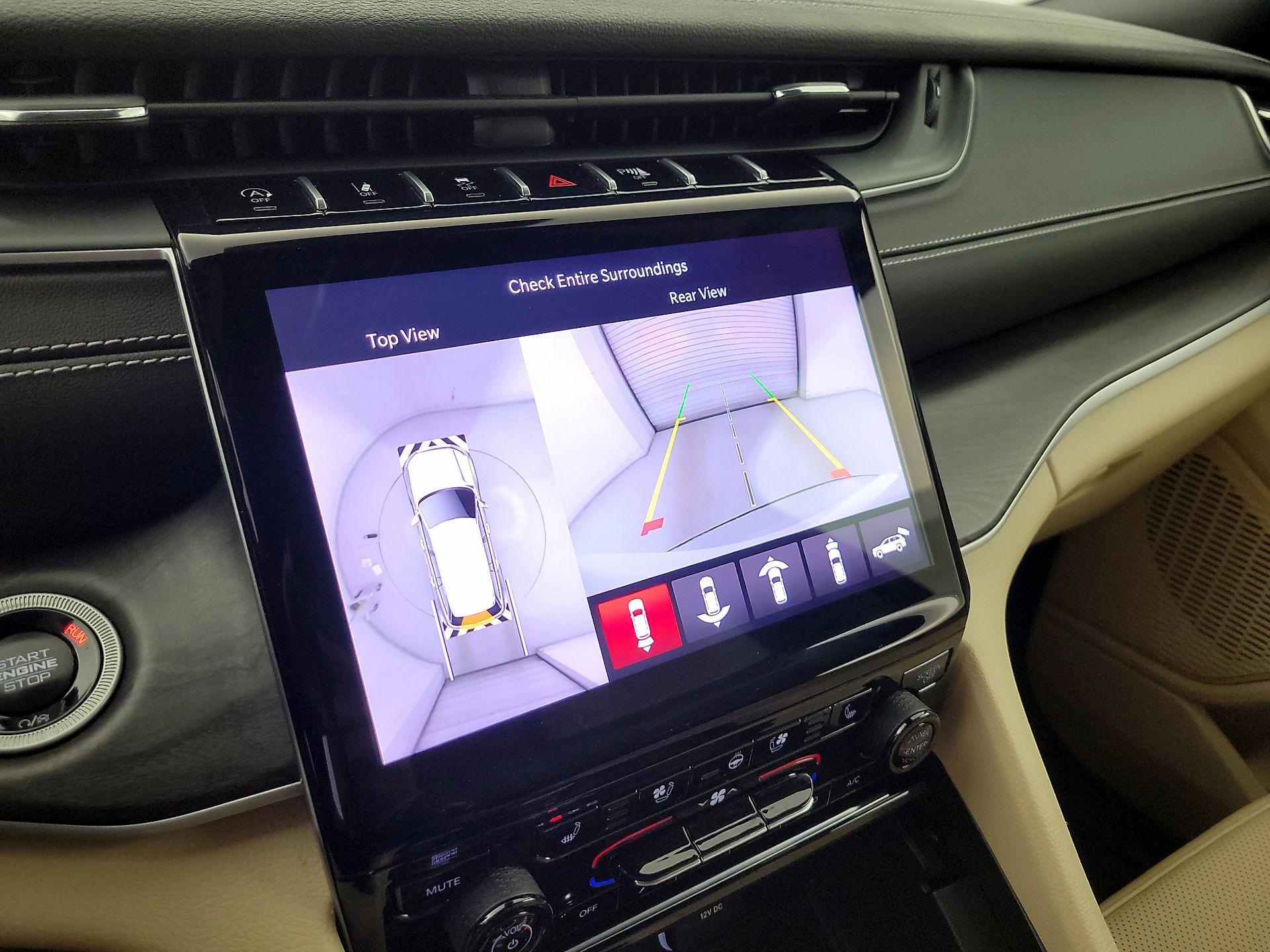 Thumbnail: 2024 Jeep Grand Cherokee - 15