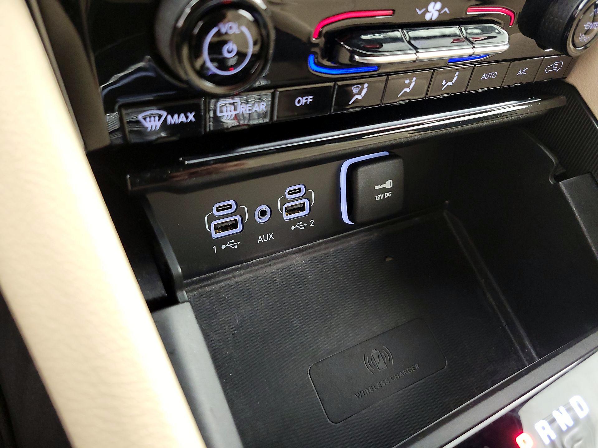 Thumbnail: 2024 Jeep Grand Cherokee - 19