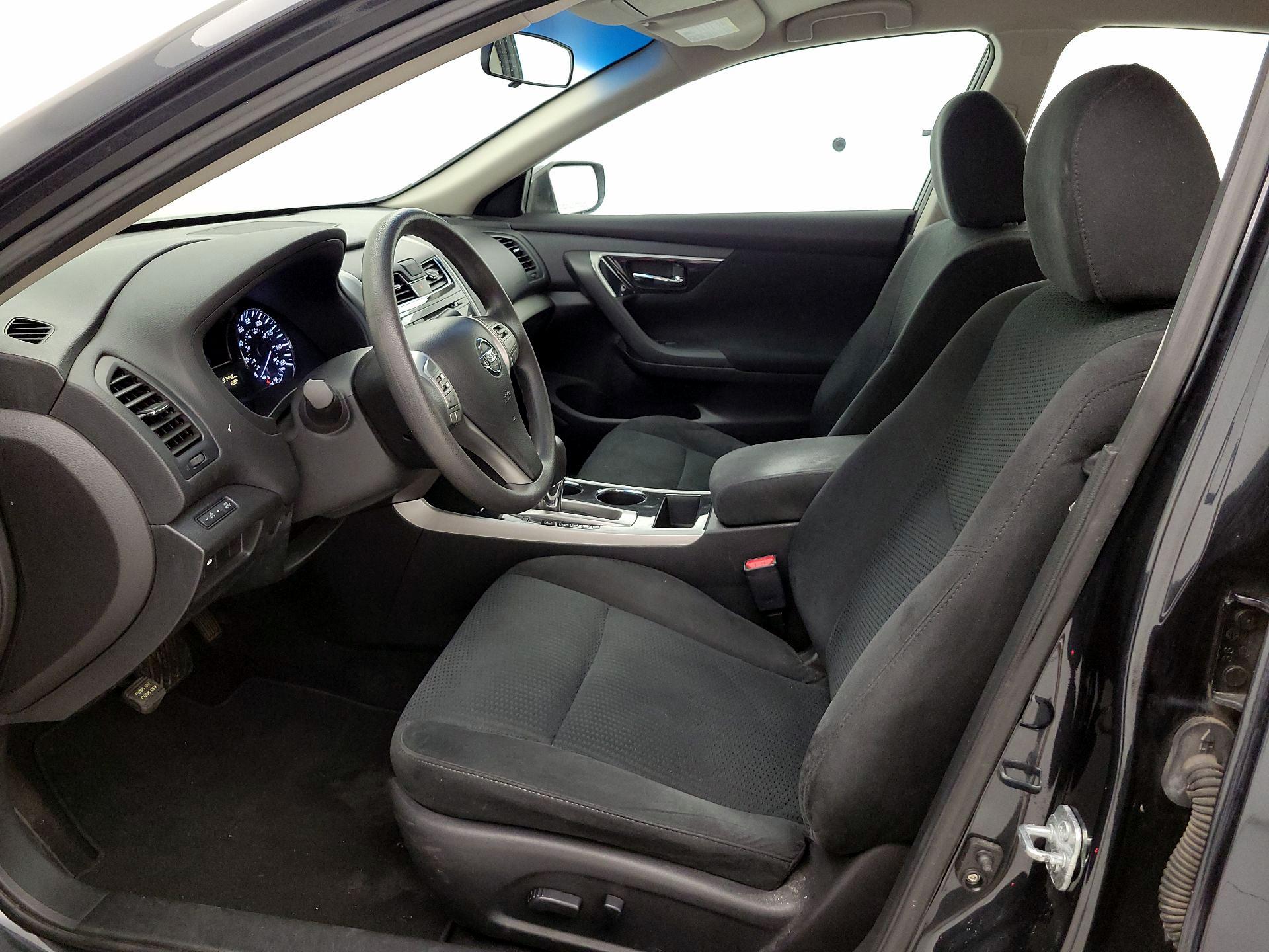 Thumbnail: 2014 Nissan Altima - 11