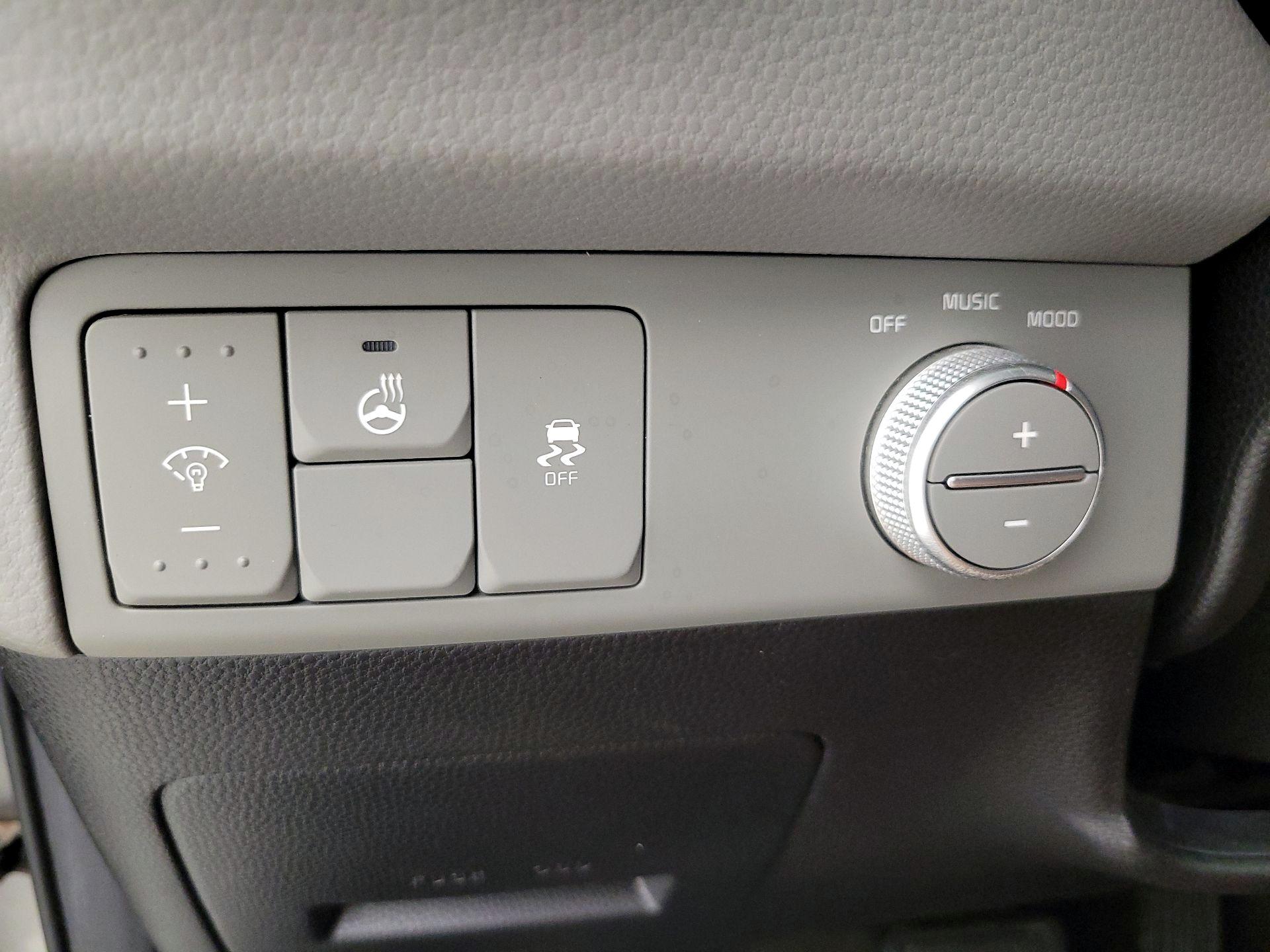 Thumbnail: 2016 Kia Soul - 13
