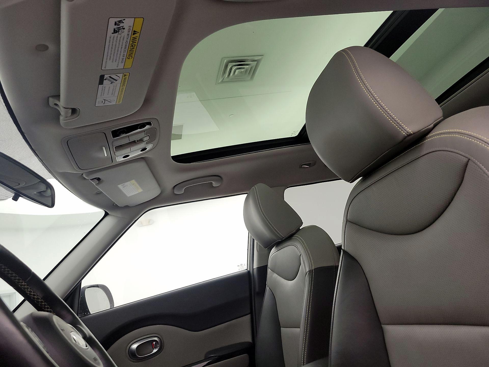 Thumbnail: 2016 Kia Soul - 20