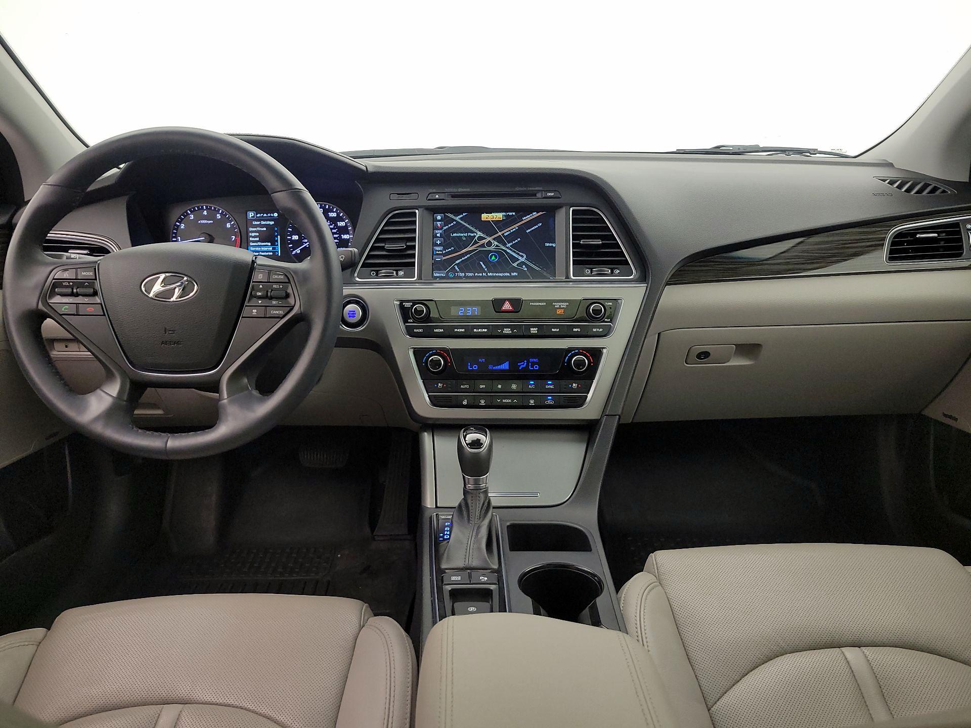 Thumbnail: 2015 Hyundai Sonata - 9