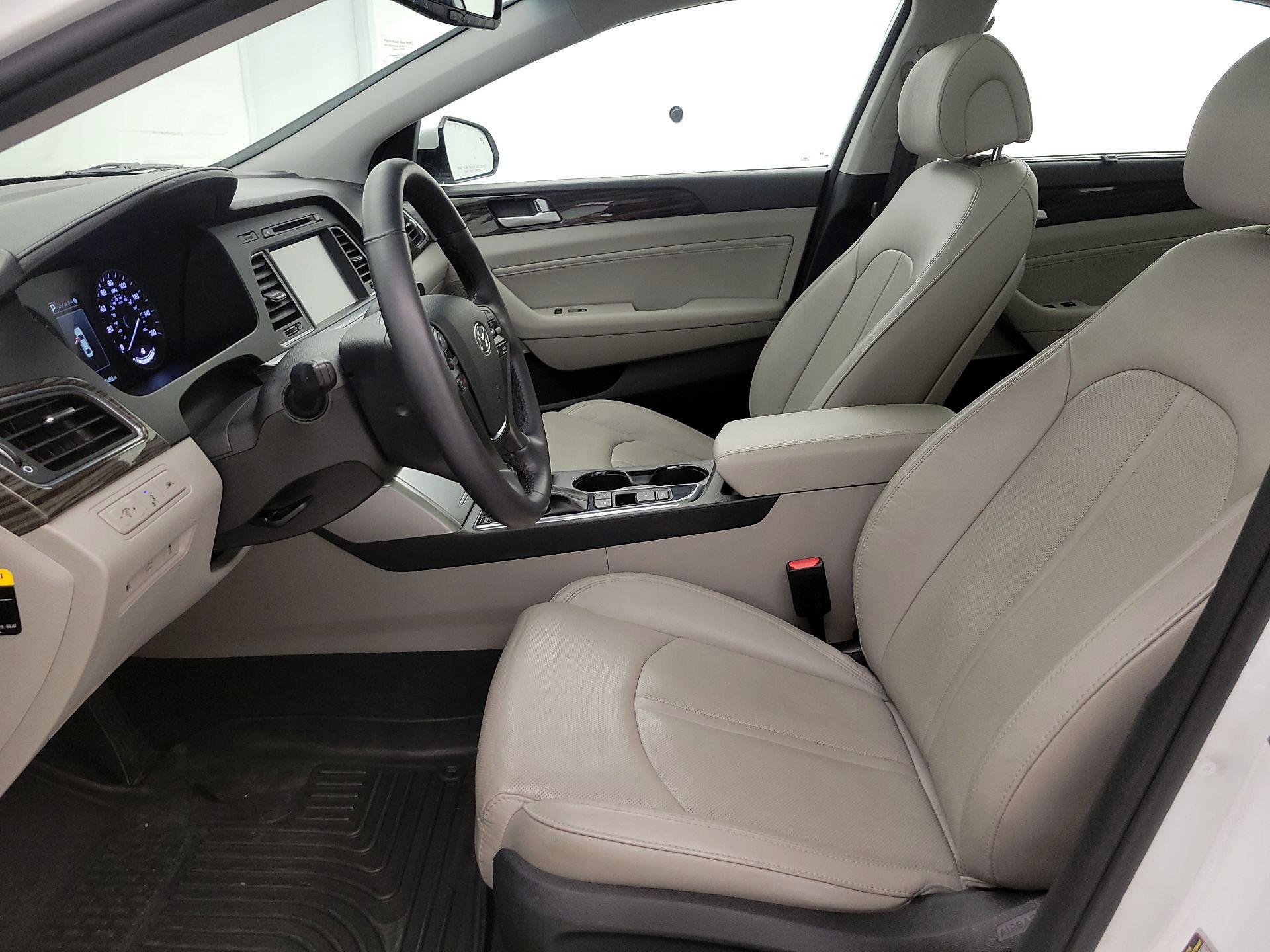 Thumbnail: 2015 Hyundai Sonata - 11