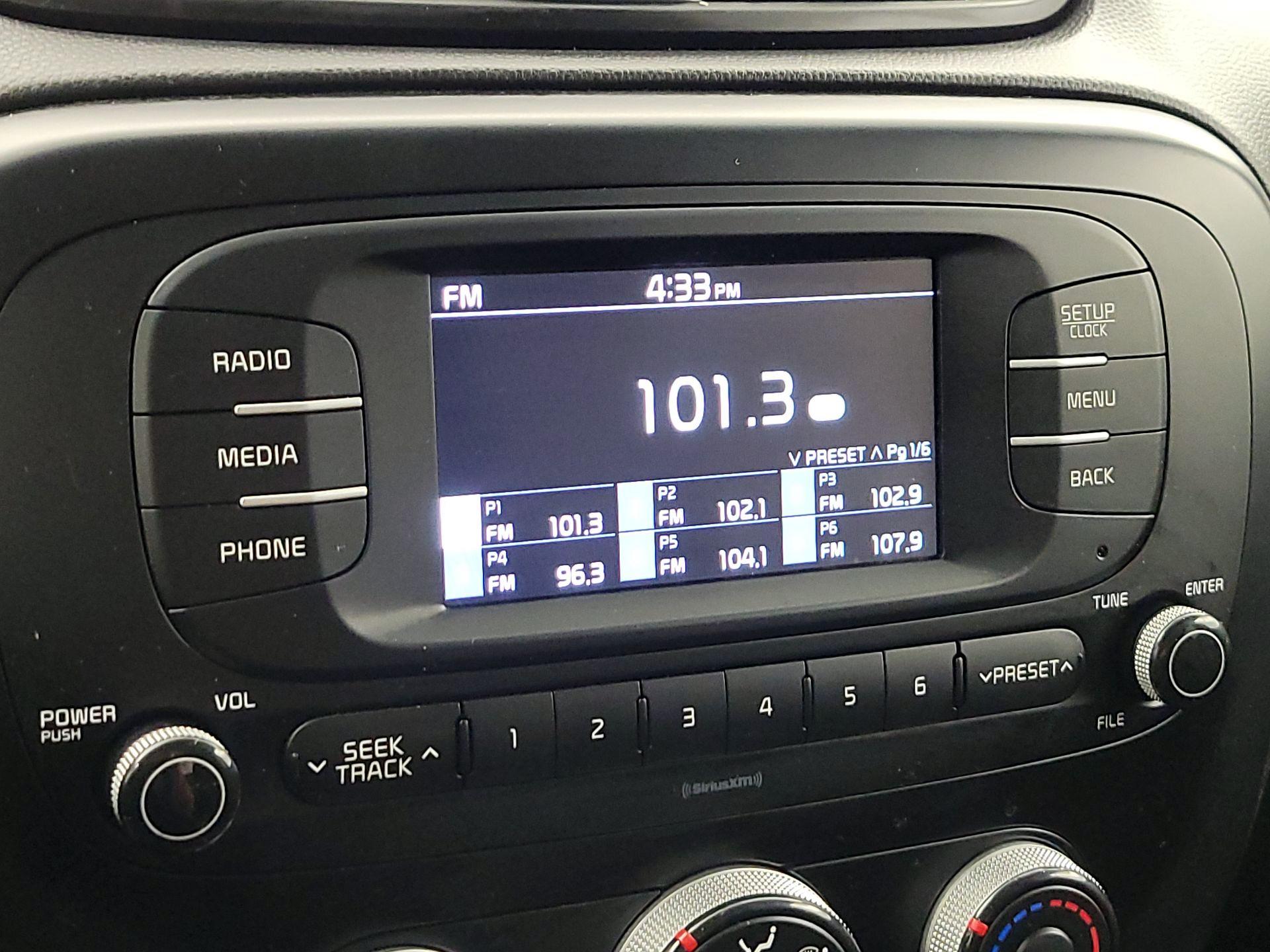 Thumbnail: 2017 Kia Soul - 14