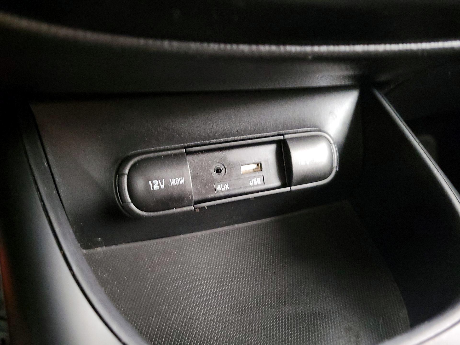 Thumbnail: 2017 Kia Soul - 17