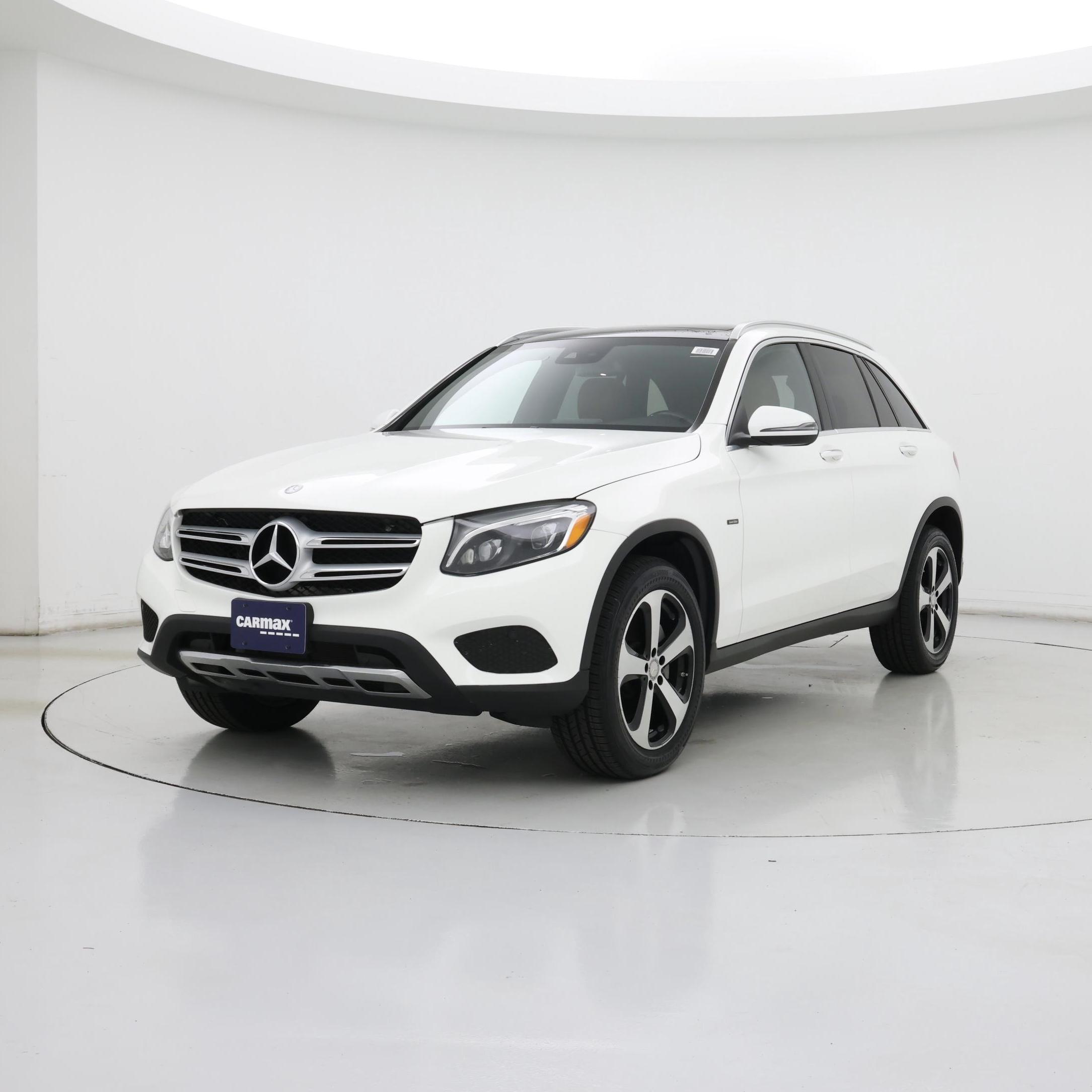Thumbnail: 2016 Mercedes-Benz GLC - 4