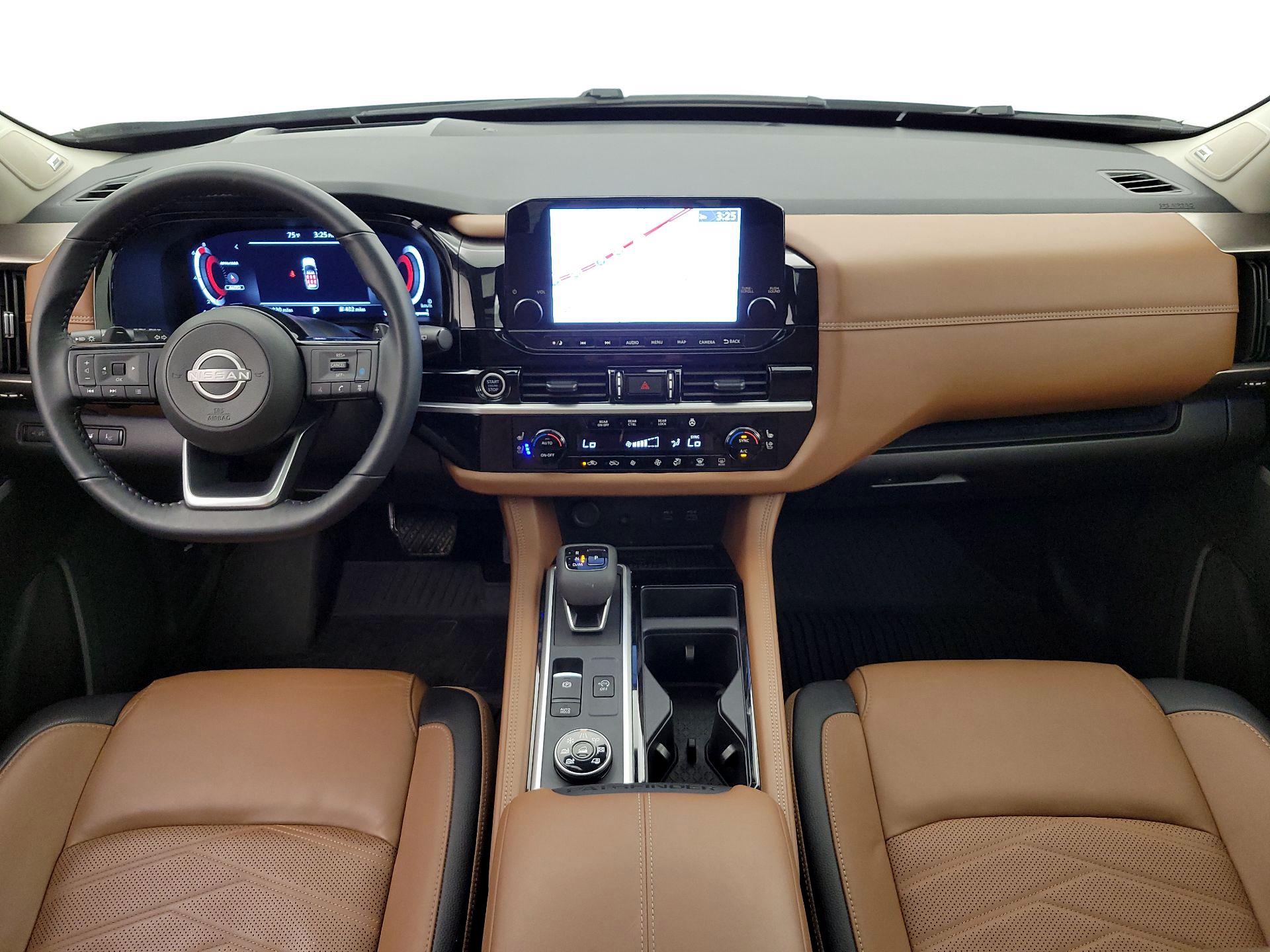 Thumbnail: 2024 Nissan Pathfinder - 9
