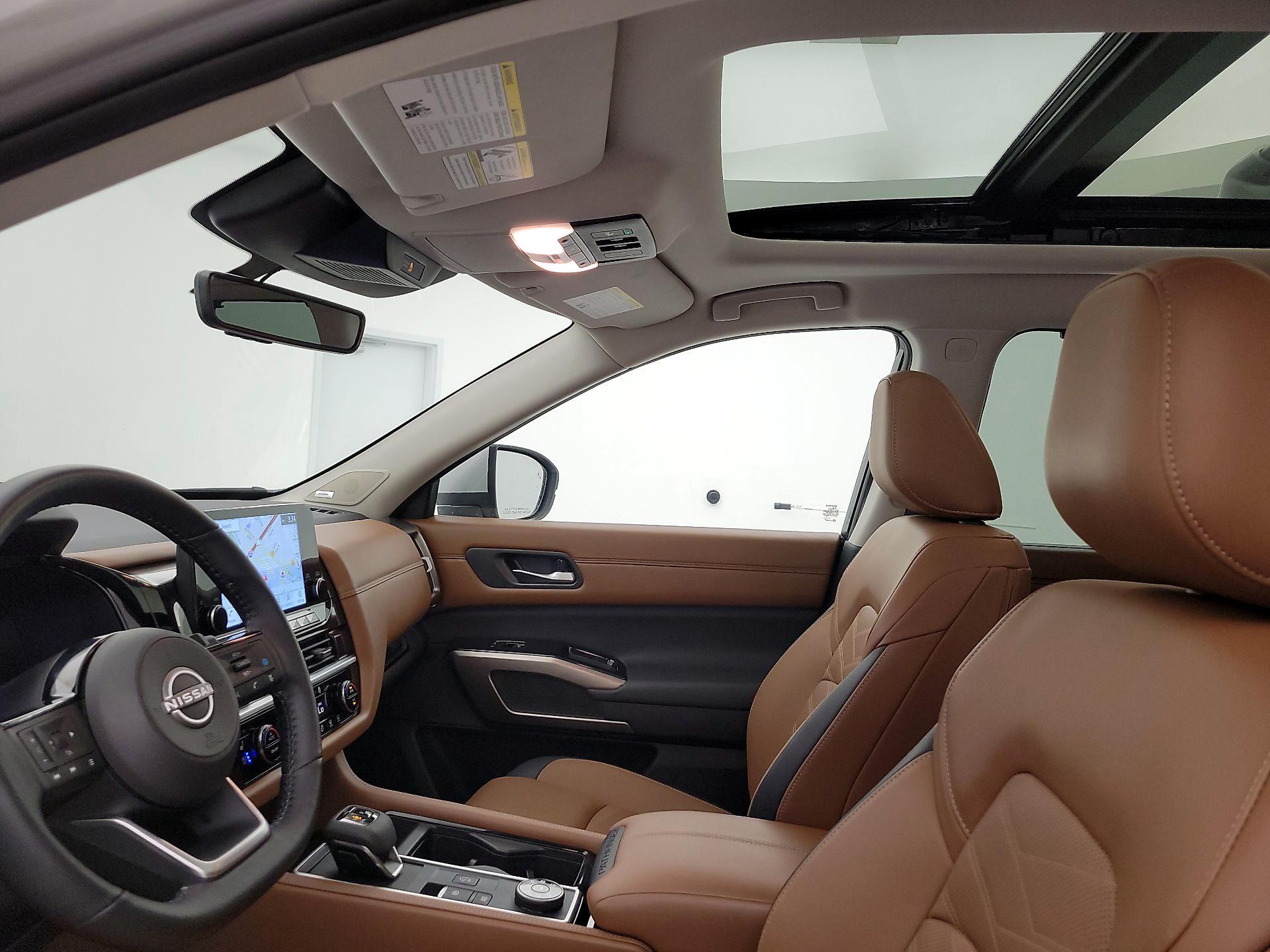Thumbnail: 2024 Nissan Pathfinder - 20
